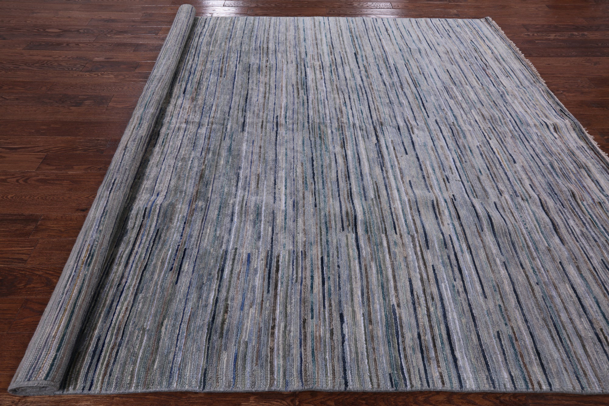 Modern Hand Knotted Wool & Silk Area Rug - 8' 10" X 9' 10" - Golden Nile