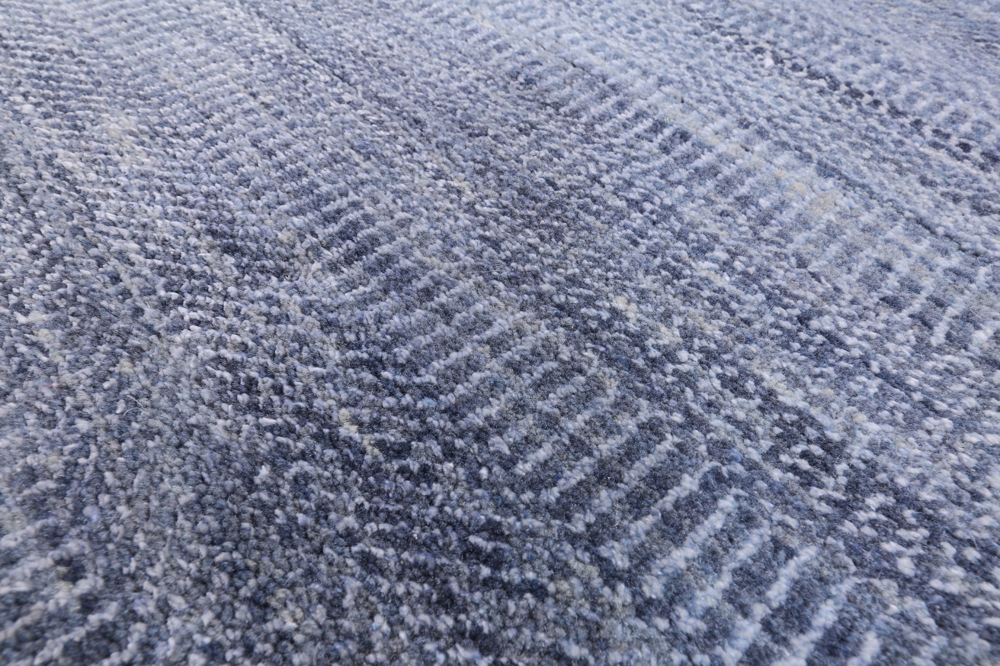 Grey Savannah Grass Handmade Wool & Silk Area Rug - 5' 11" X 9' 1" - Golden Nile