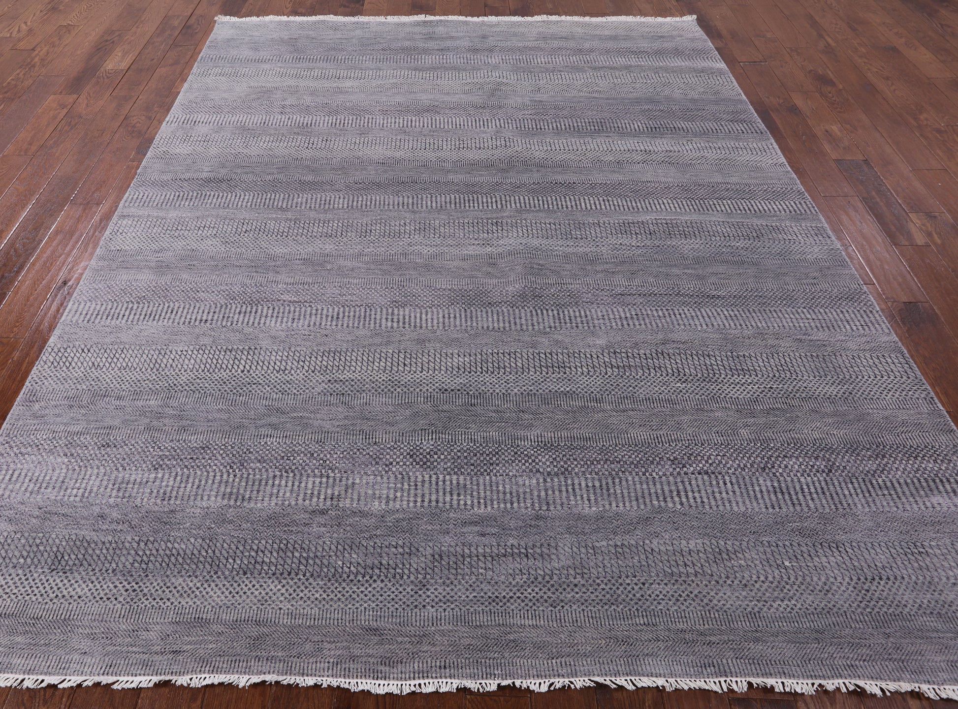 Grey Savannah Grass Handmade Wool & Silk Rug - 8' 0" X 10' 1" - Golden Nile