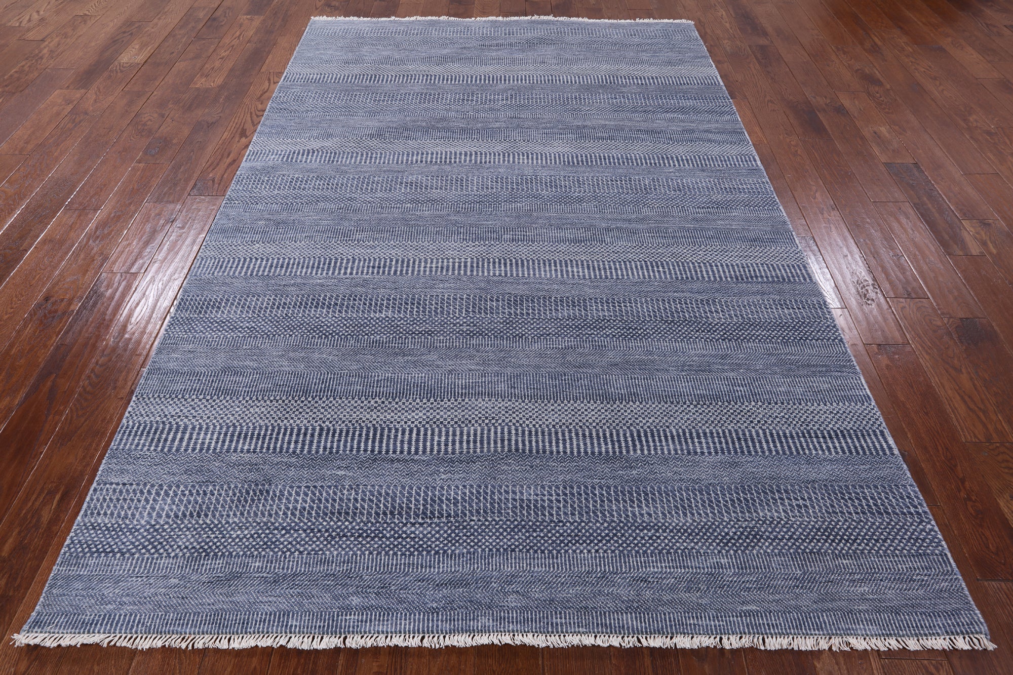 Savannah Grass Hand Knotted Wool & Silk Area Rug - 6' 1" X 9' 1" - Golden Nile
