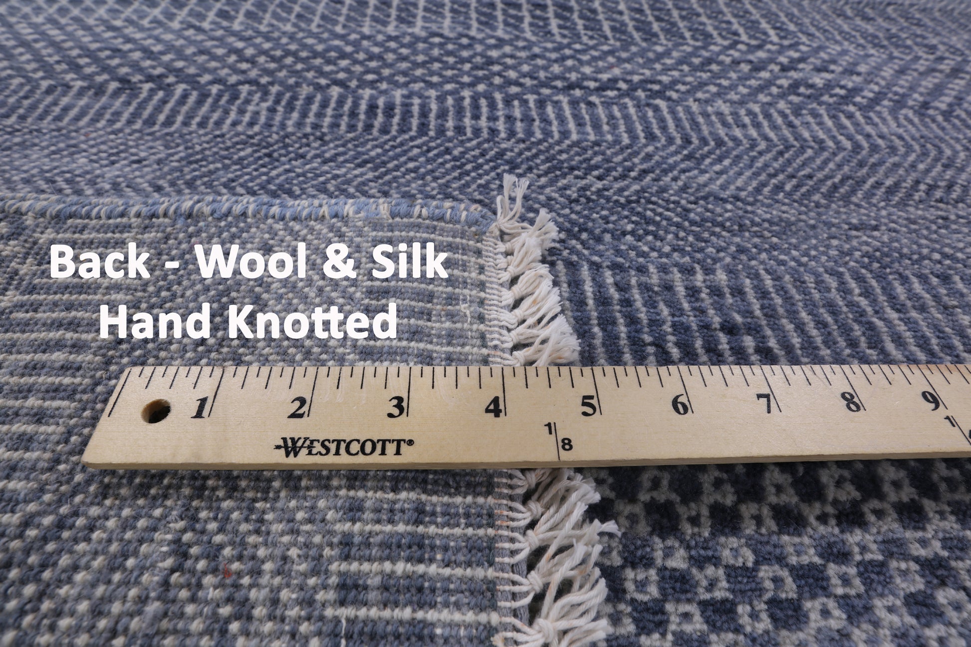 Savannah Grass Hand Knotted Wool & Silk Area Rug - 6' 1" X 9' 1" - Golden Nile