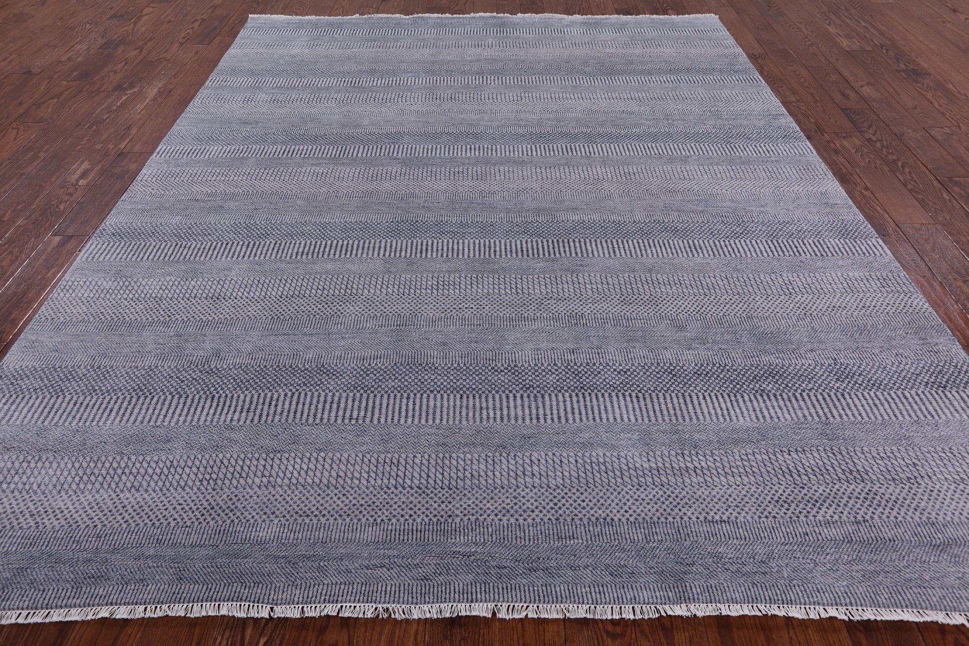 Grey Savannah Grass Handmade Wool & Silk Area Rug - 8' 1" X 10' 2" - Golden Nile