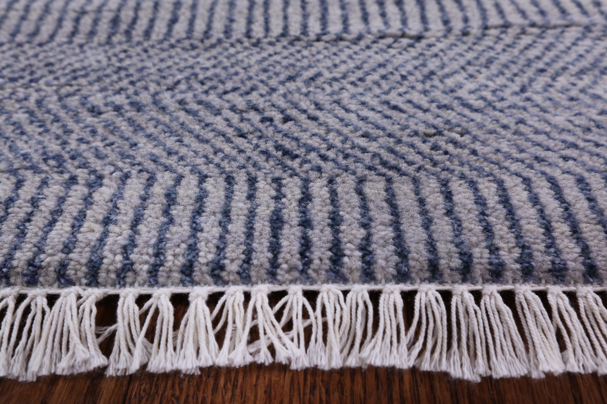 Grey Savannah Grass Handmade Wool & Silk Area Rug - 8' 1" X 10' 2" - Golden Nile