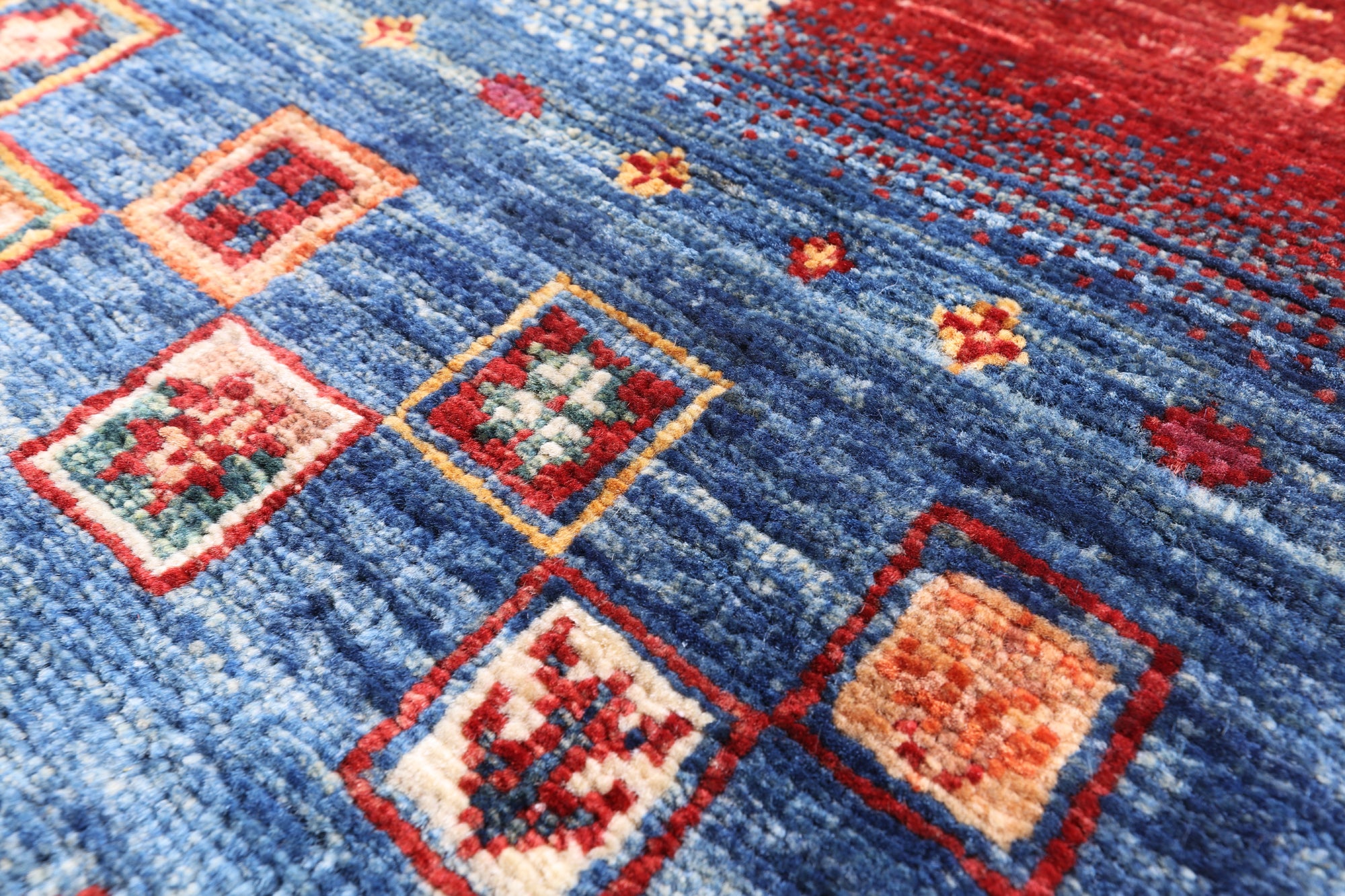 Tribal Persian Gabbeh Hand Knotted Wool Rug - 5' 7" X 7' 8" - Golden Nile