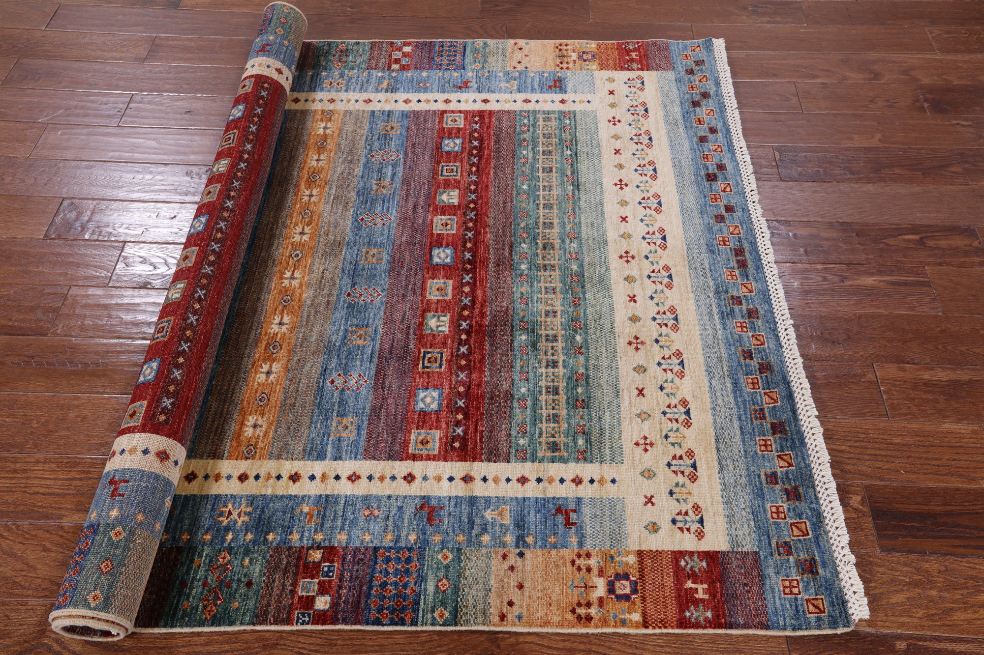 Tribal Gabbeh Hand Knotted Wool Area Rug - 5' 2" X 6' 6" - Golden Nile