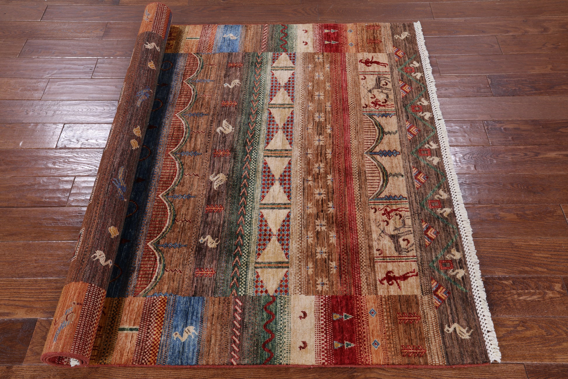 Tribal Persian Gabbeh Hand Knotted Wool Rug - 5' 0" X 6' 7" - Golden Nile