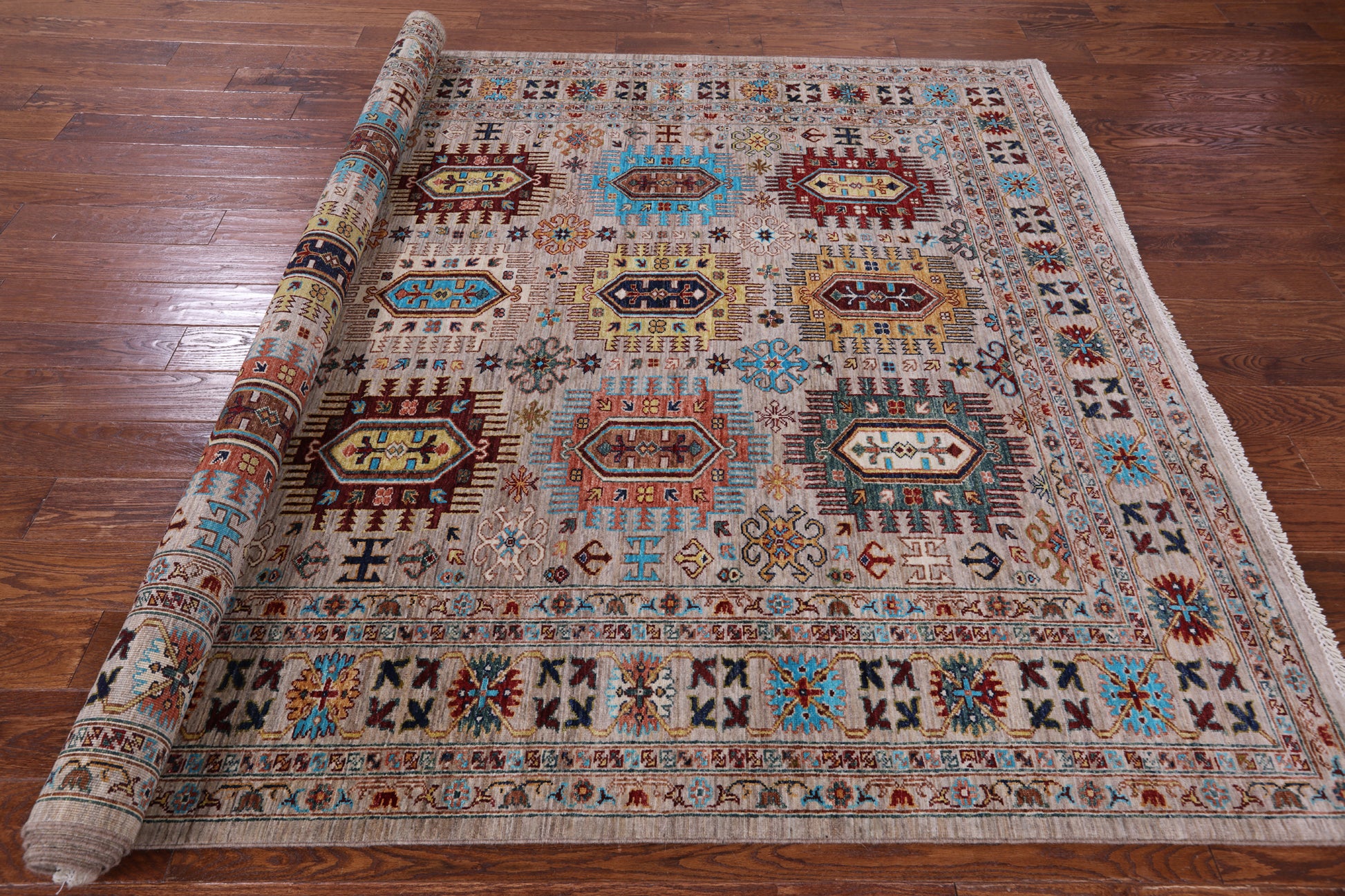 Turkmen Ersari Hand Knotted Wool Rug - 7' 0" X 9' 8" - Golden Nile
