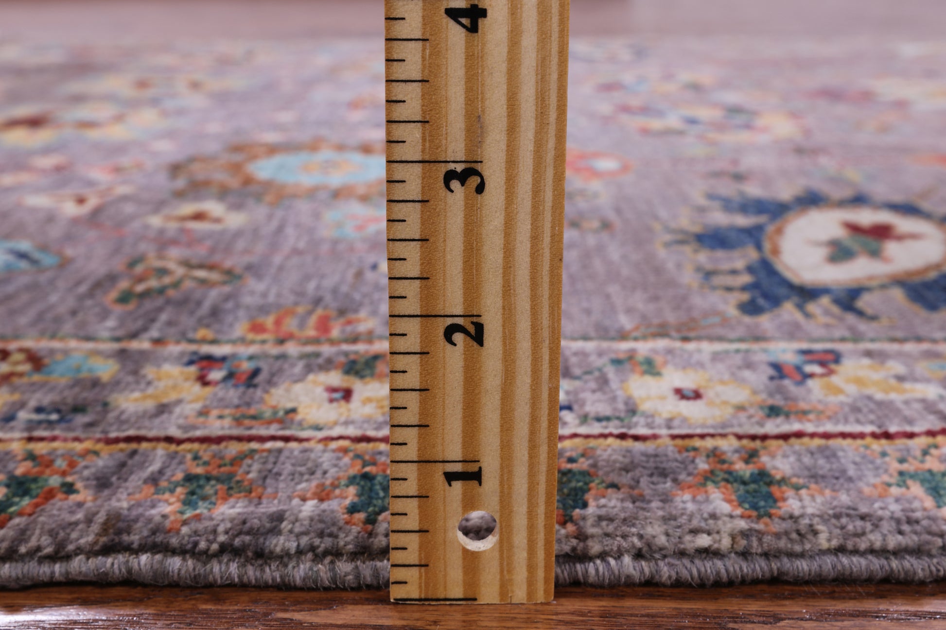 Peshawar Hand Knotted Wool Rug - 4' 2" X 6' 3" - Golden Nile