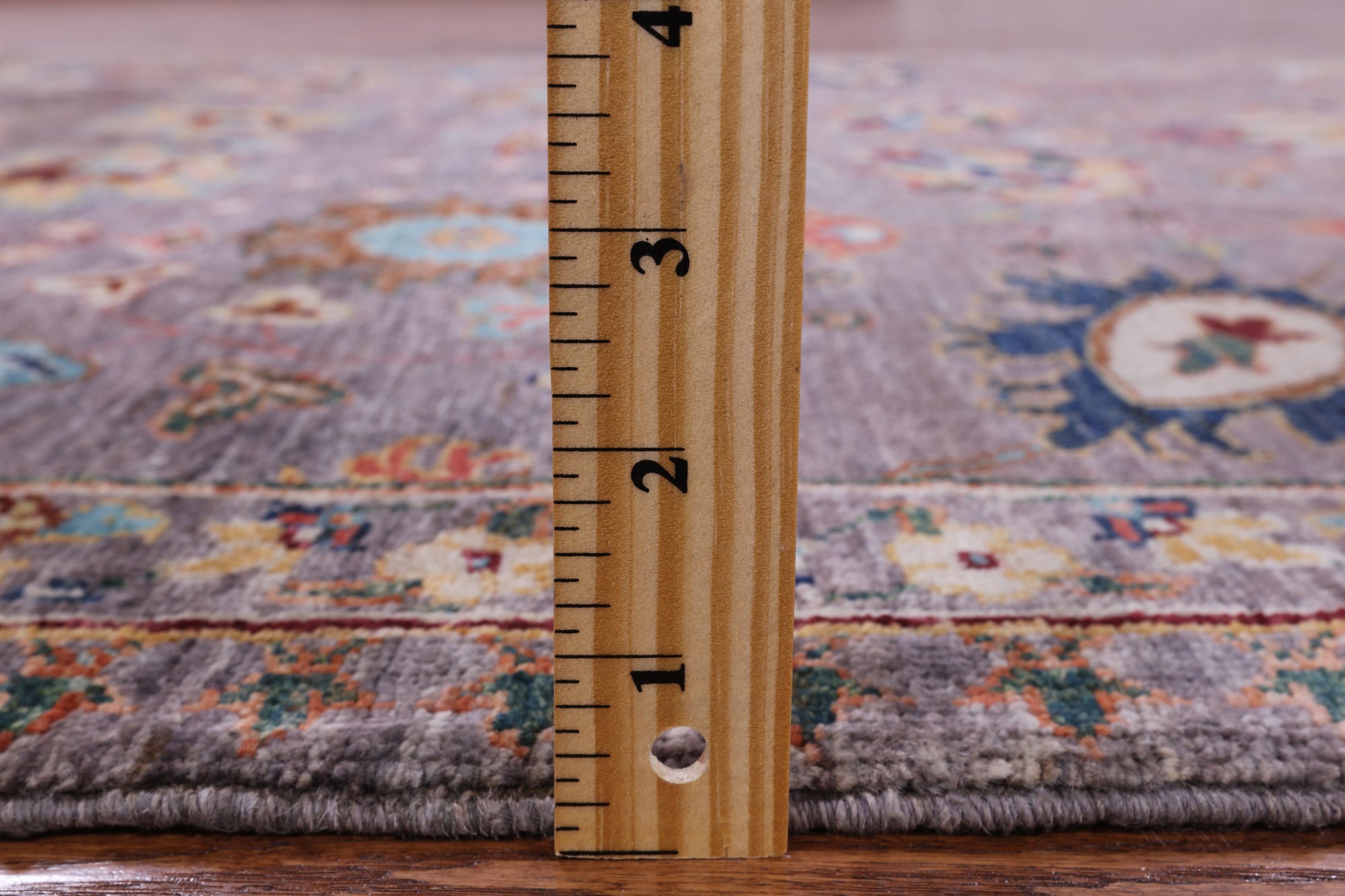 Peshawar Hand Knotted Wool Rug - 4' 2" X 6' 3" - Golden Nile