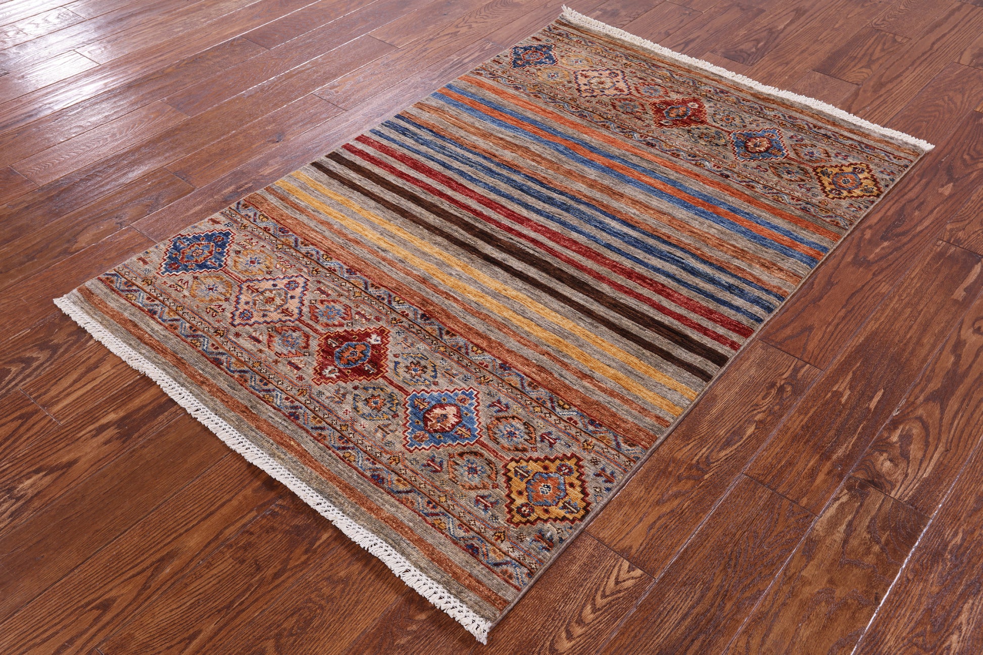 Khorjin Persian Gabbeh Hand Knotted Wool Rug - 3' 5" X 5' 0" - Golden Nile