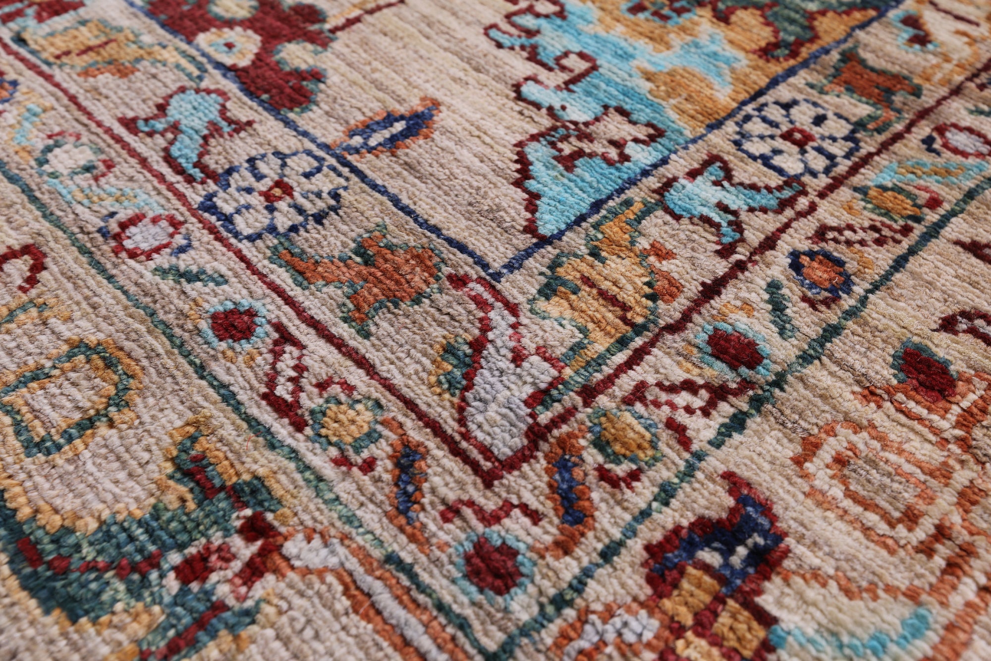 Persian Tabriz Handmade Wool Rug - 6' 9" X 9' 10" - Golden Nile