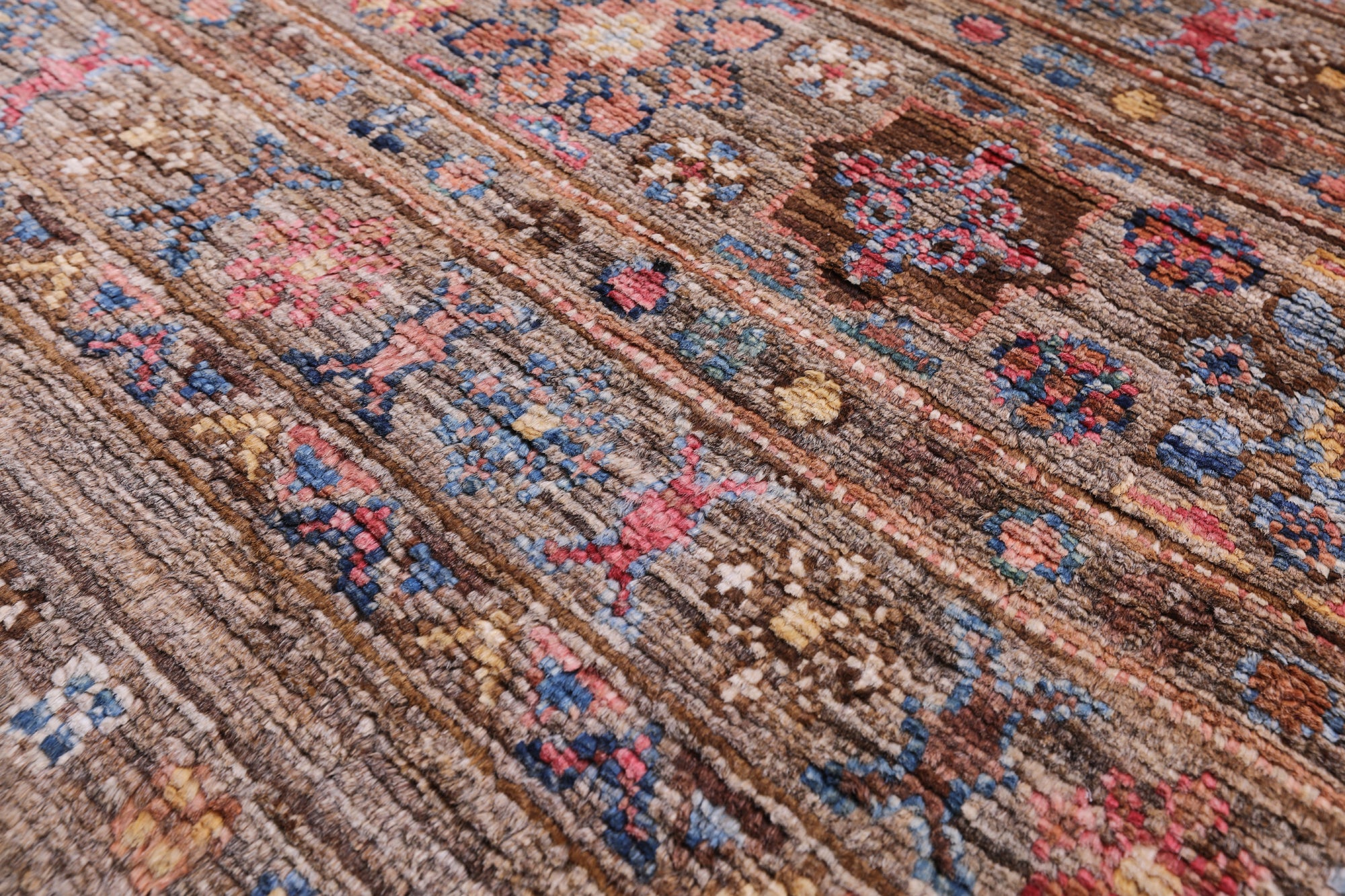 Khorjin Persian Gabbeh Hand Knotted Wool Rug - 3' 4" X 5' 3" - Golden Nile