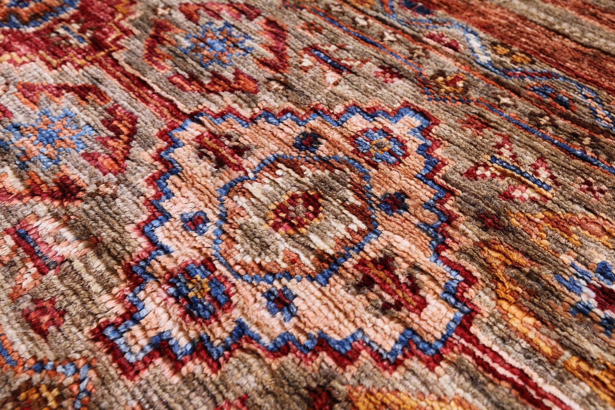 Khorjin Persian Gabbeh Hand Knotted Wool Rug - 3' 5" X 5' 0" - Golden Nile