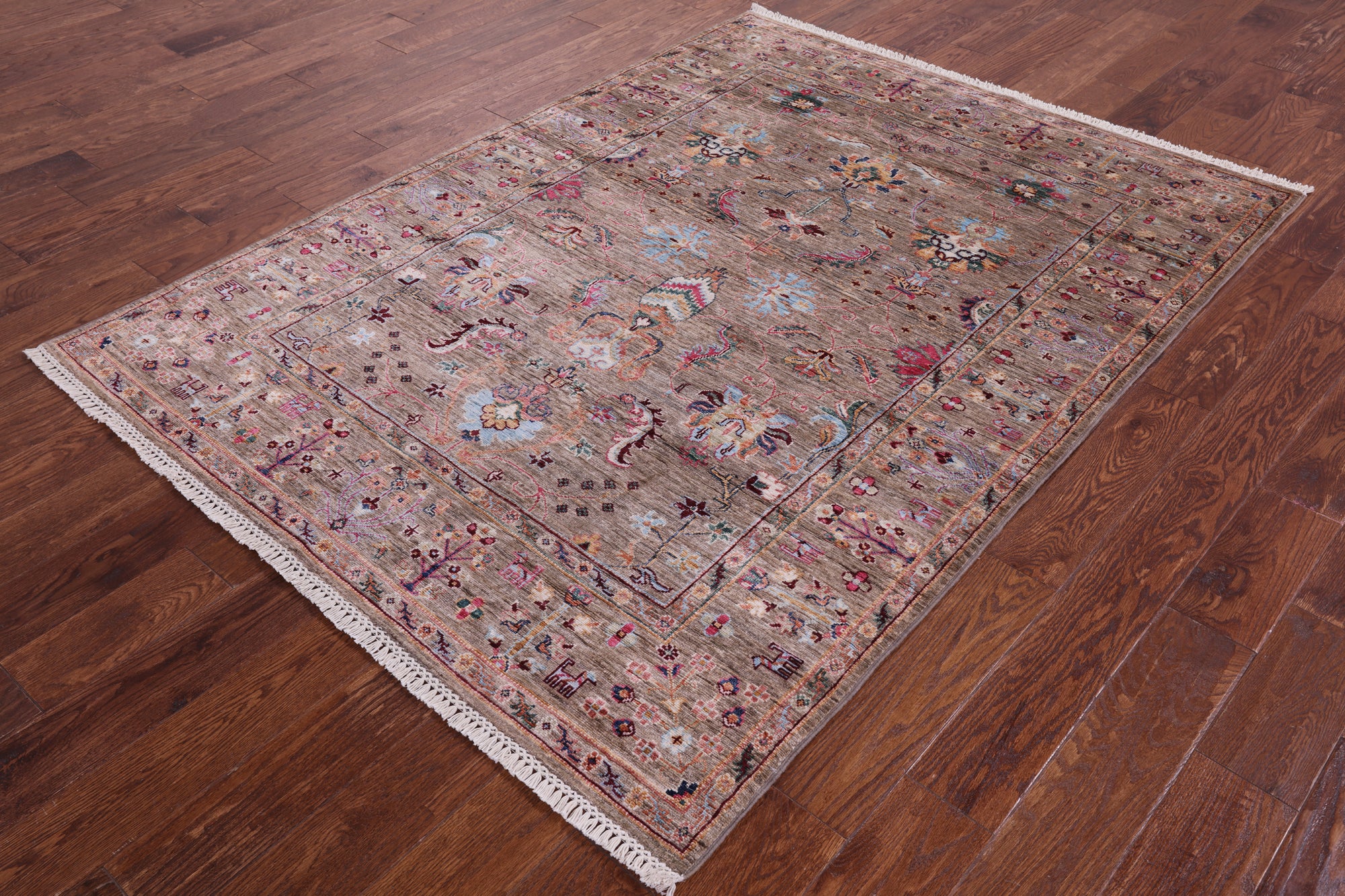 Peshawar Hand Knotted Wool Rug - 5' 1" X 6' 10" - Golden Nile