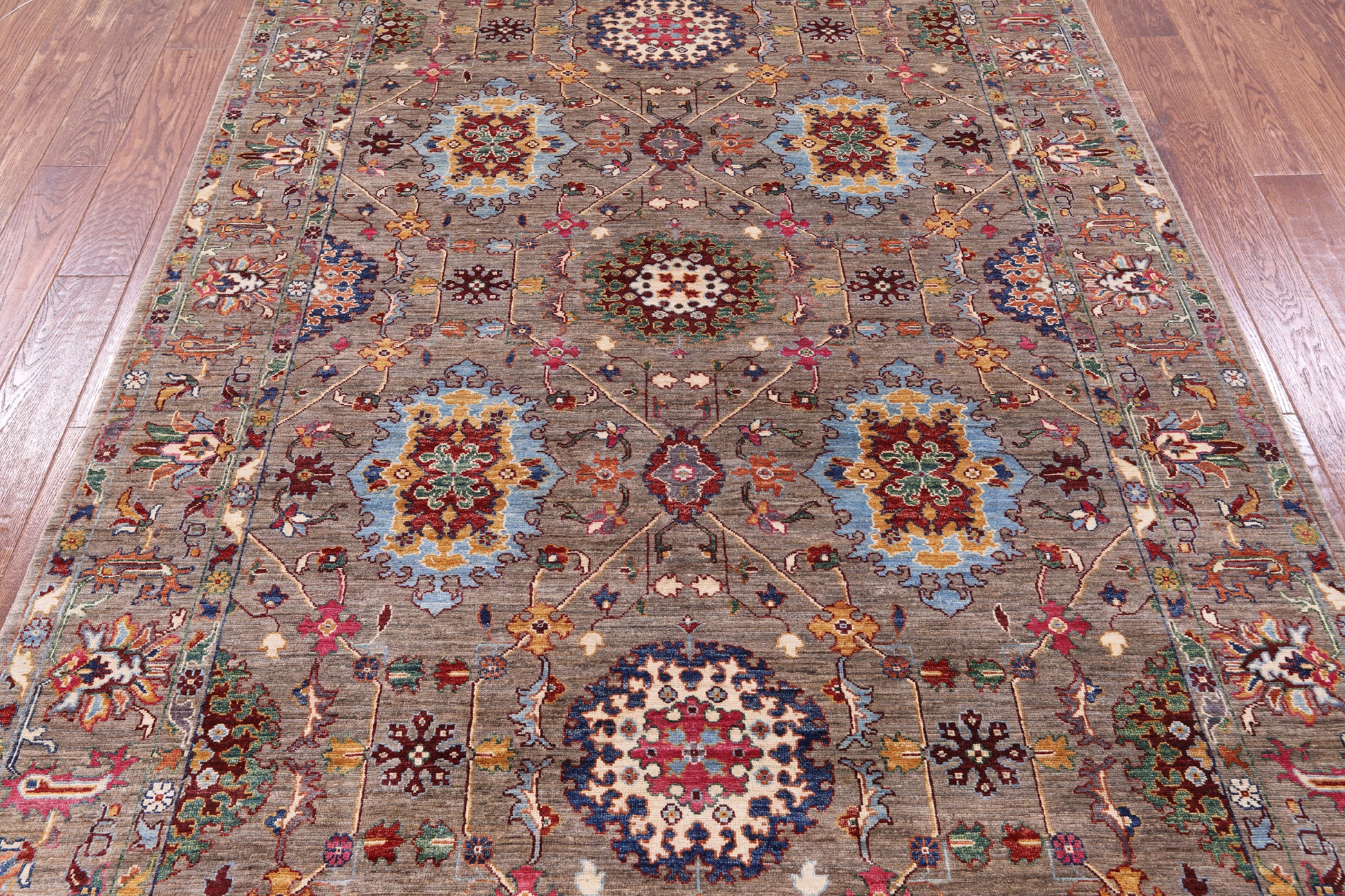 Peshawar Handmade Wool Rug - 6' 1" X 8' 10" - Golden Nile