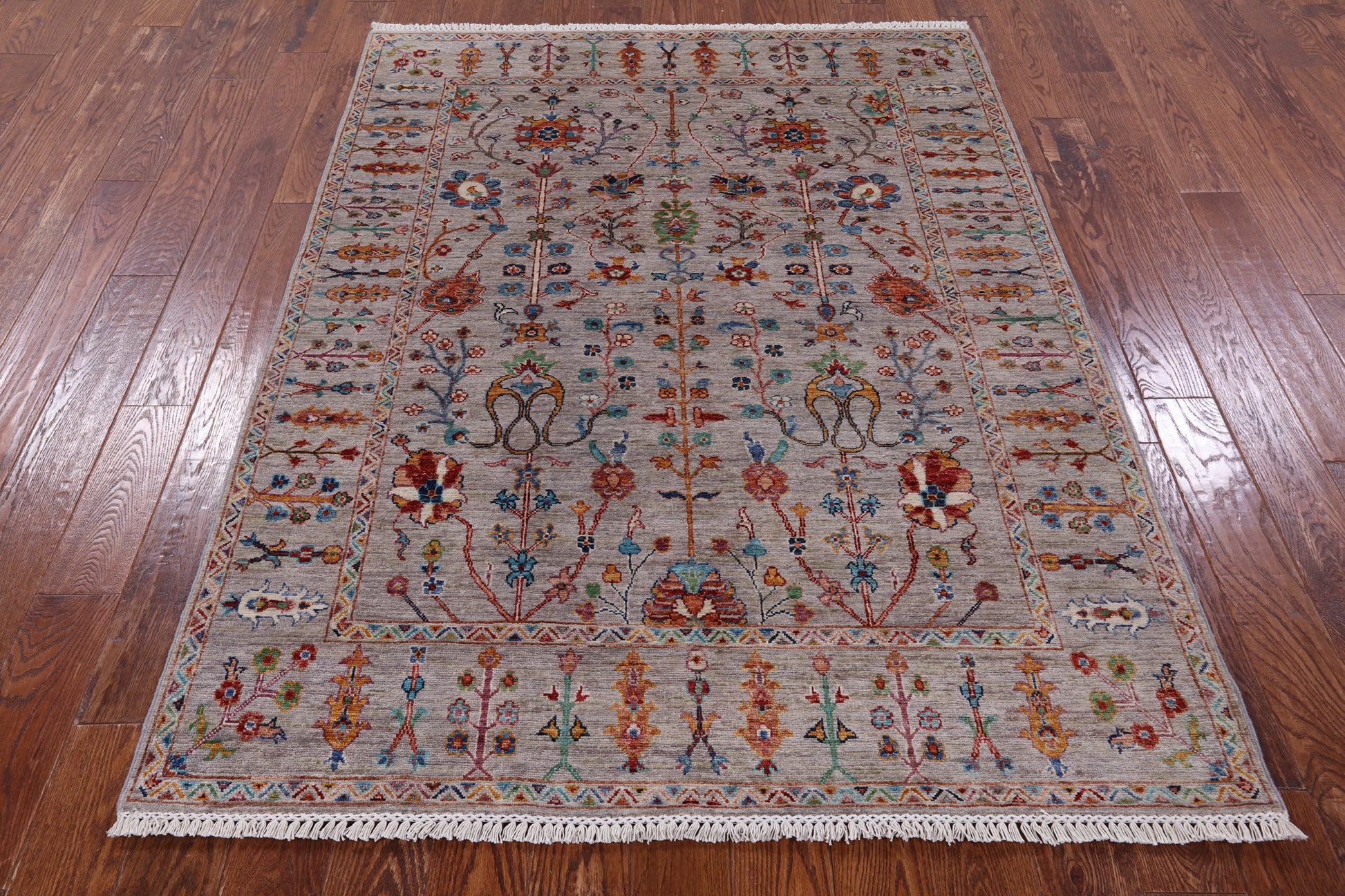 Peshawar Hand Knotted Wool Rug - 5' 0" X 6' 8" - Golden Nile