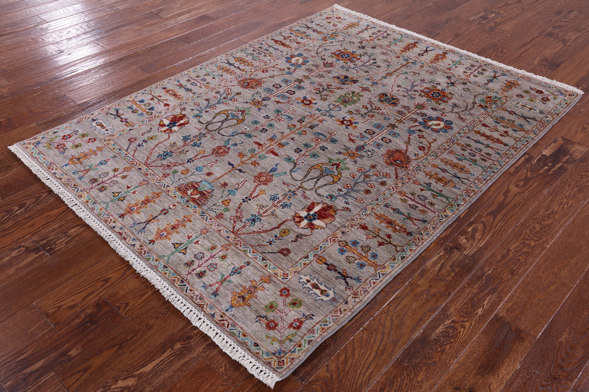 Peshawar Hand Knotted Wool Rug - 5' 0" X 6' 8" - Golden Nile