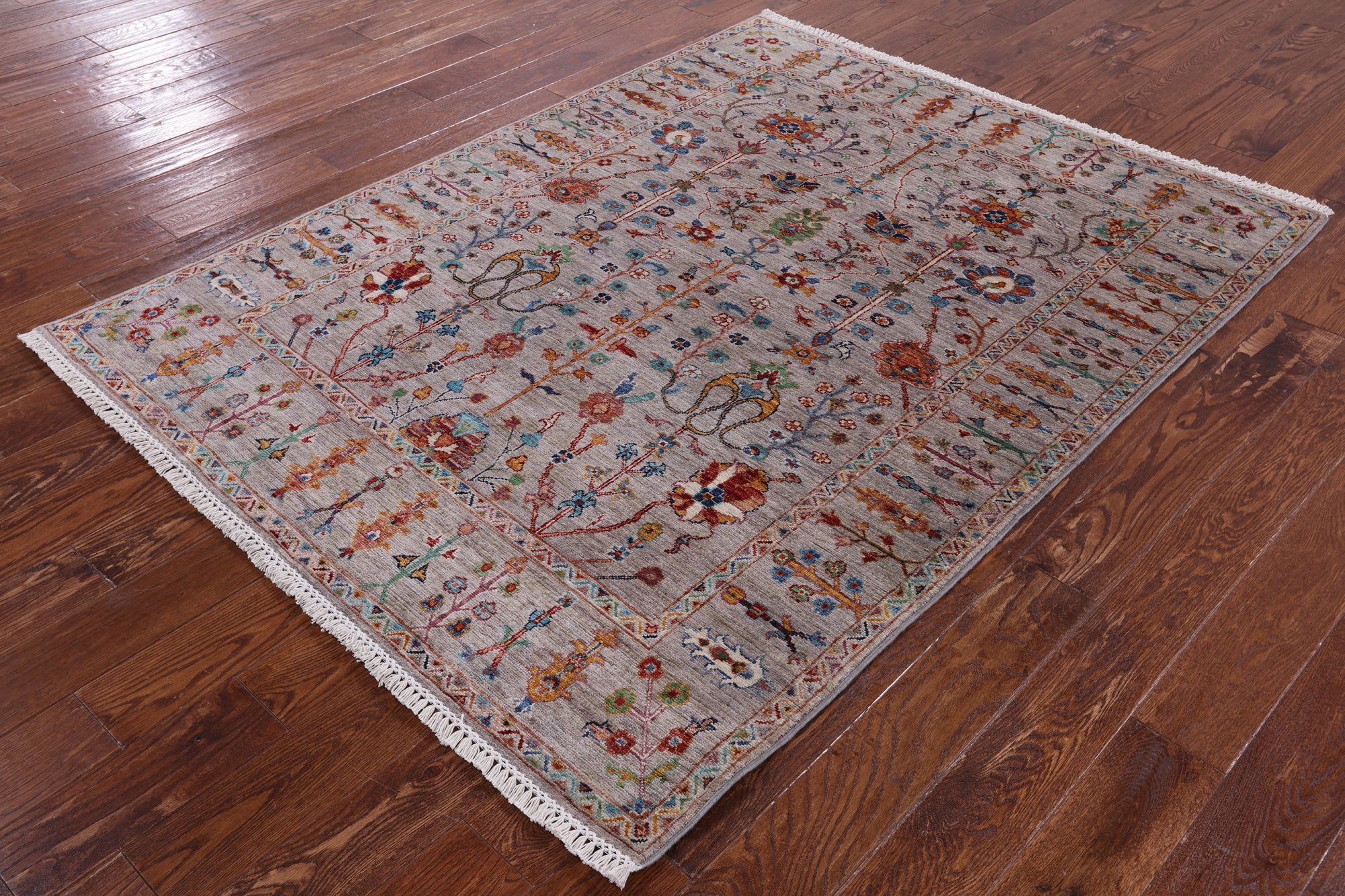 Peshawar Hand Knotted Wool Rug - 5' 0" X 6' 8" - Golden Nile