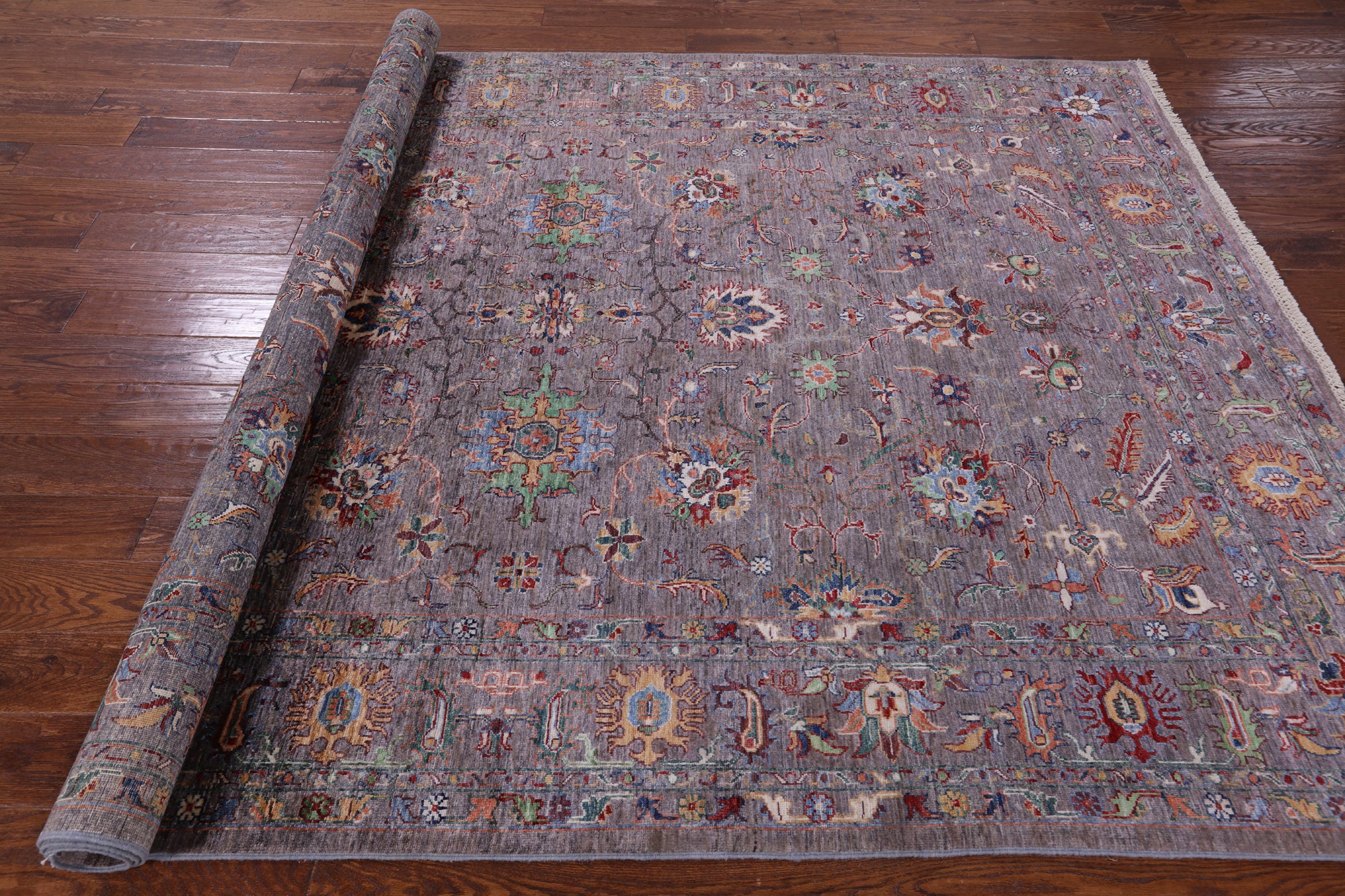Grey Peshawar Hand Knotted Wool Rug - 6' 10" X 9' 10" - Golden Nile