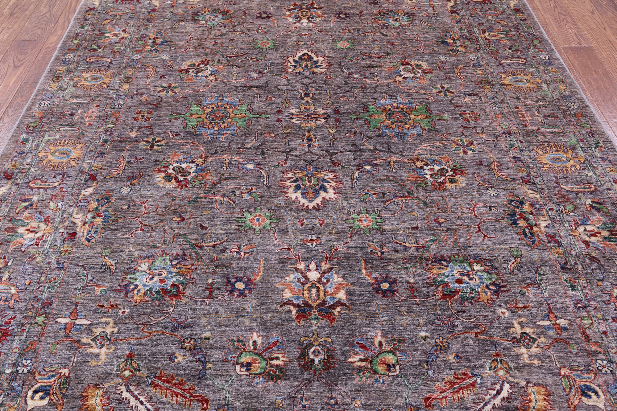 Grey Peshawar Hand Knotted Wool Rug - 6' 10" X 9' 10" - Golden Nile