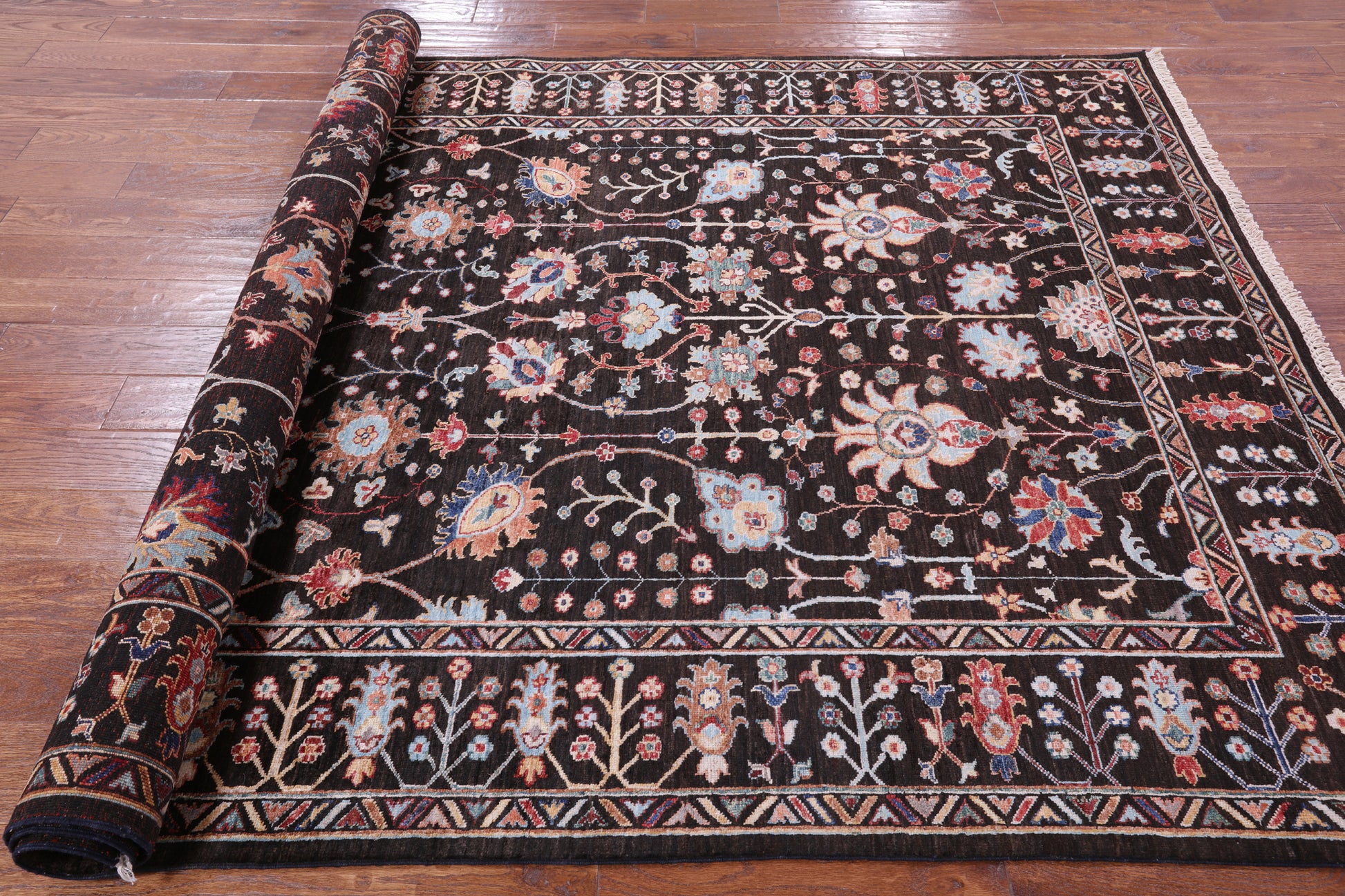 Brown Peshawar Handmade Wool Rug - 6' 4" X 8' 9" - Golden Nile