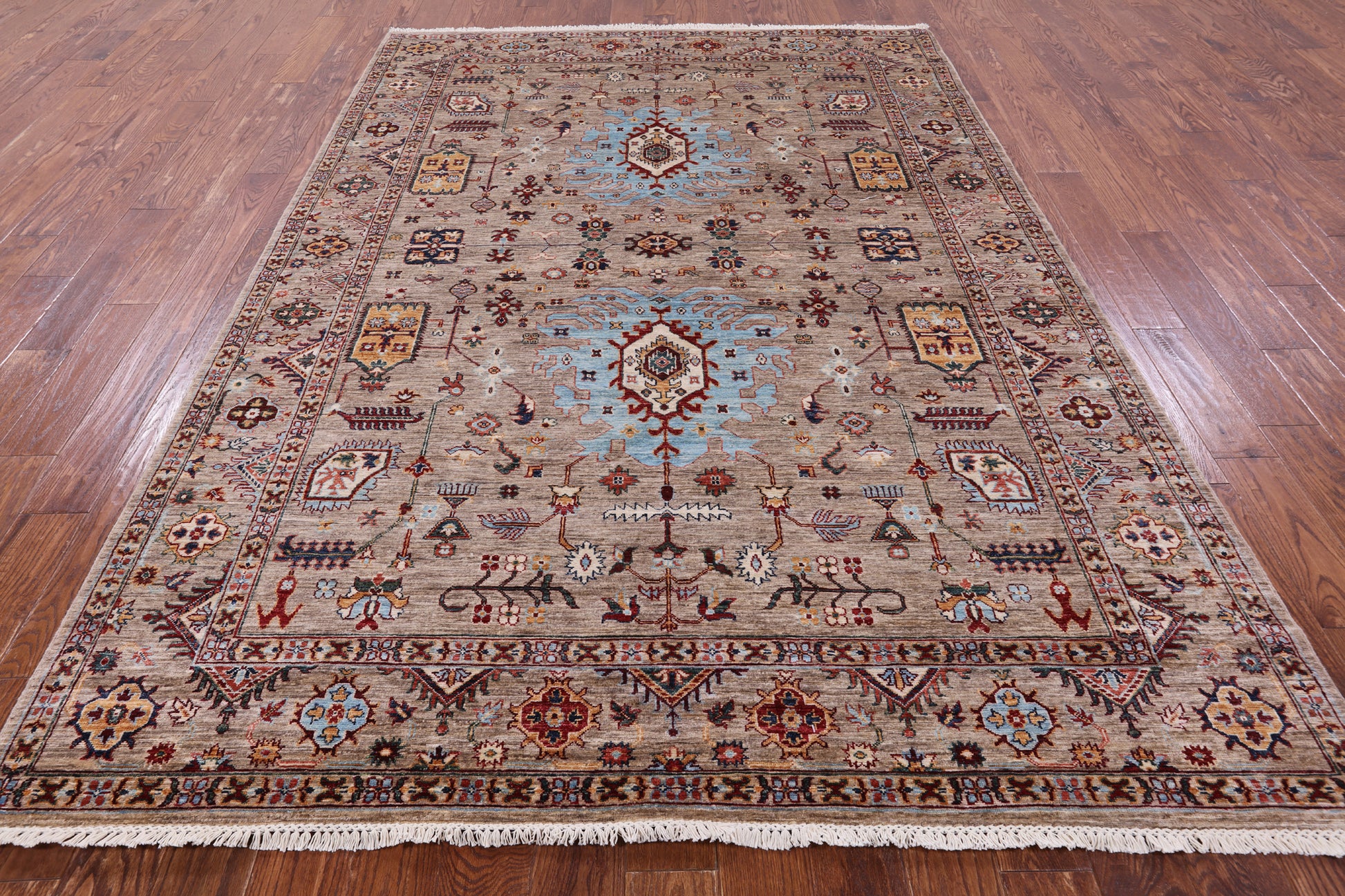 Peshawar Hand Knotted Wool Rug - 6' 9" X 9' 10" - Golden Nile