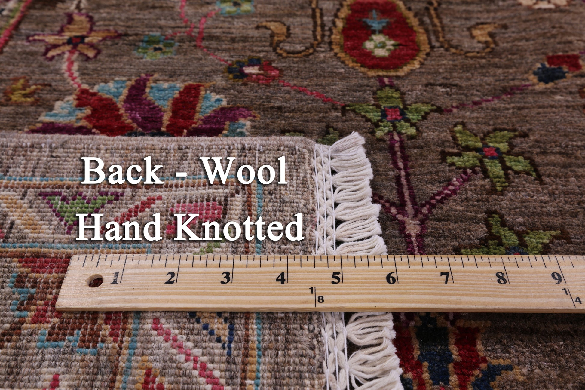 Peshawar Handmade Wool Rug - 5' 8" X 8' 5" - Golden Nile