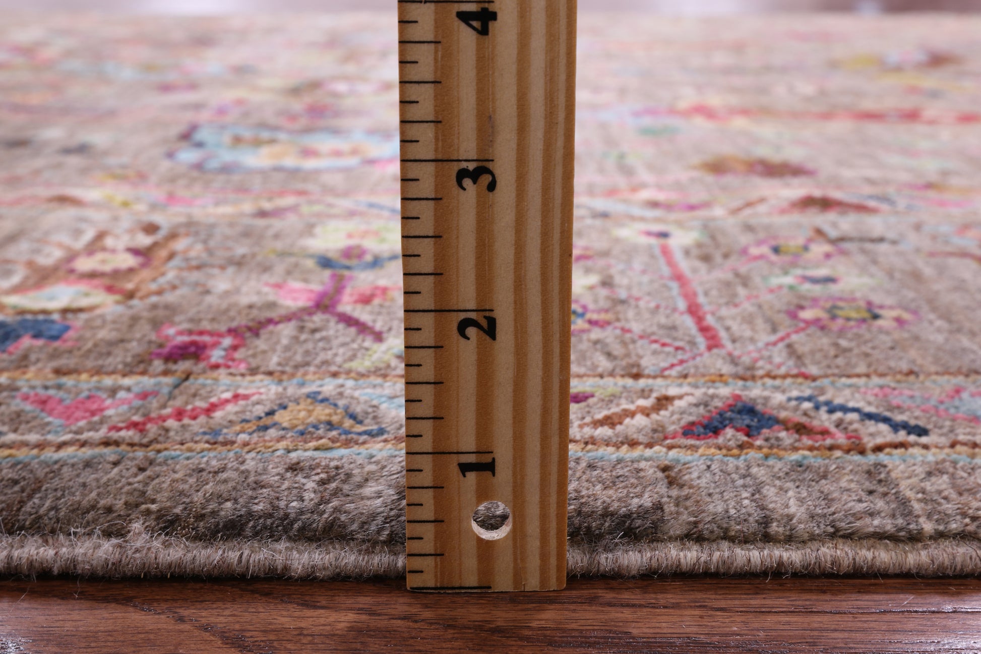 Peshawar Handmade Wool Rug - 5' 8" X 8' 5" - Golden Nile
