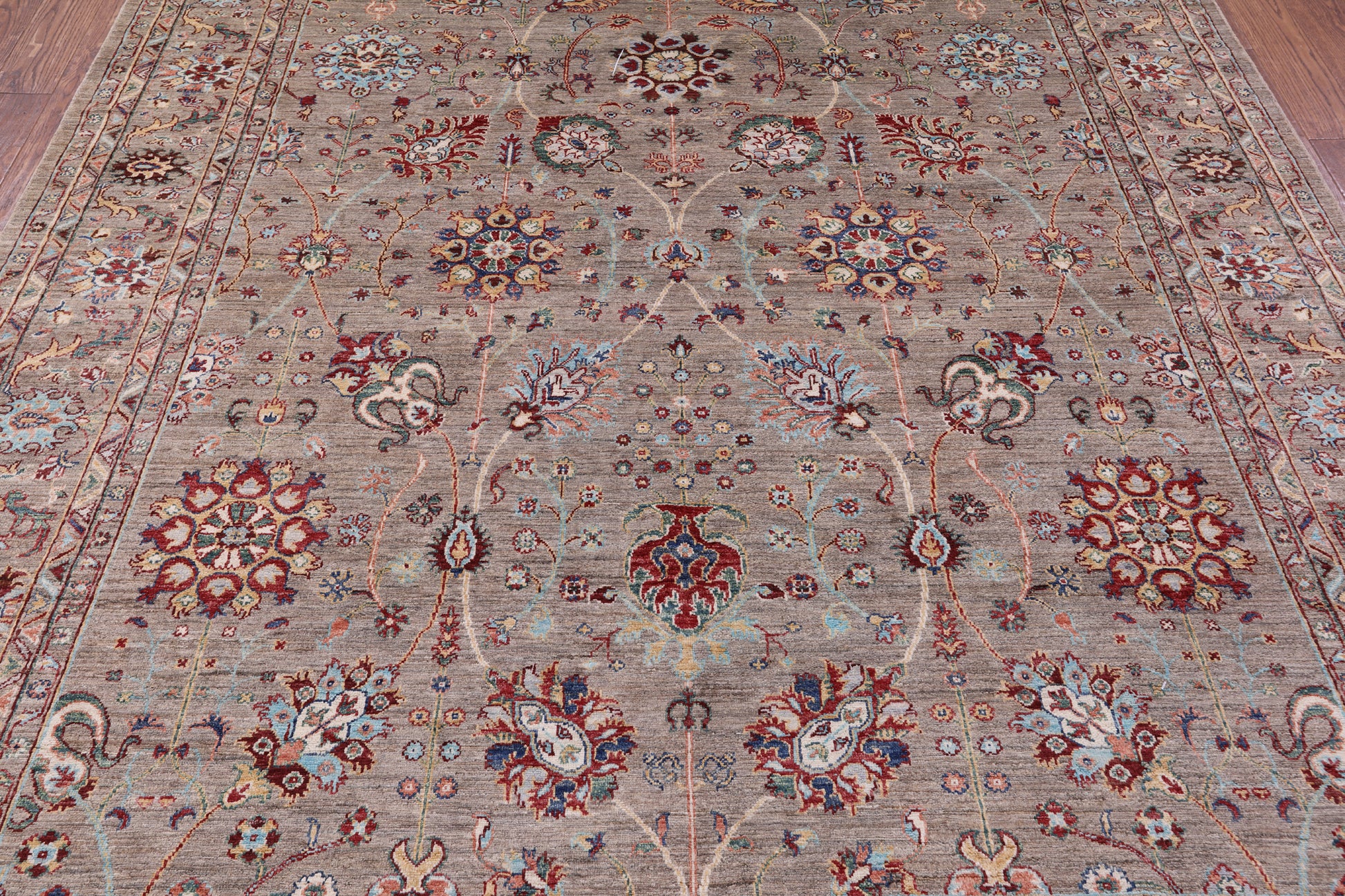 Peshawar Hand Knotted Wool Rug - 8' 2" X 11' 6" - Golden Nile