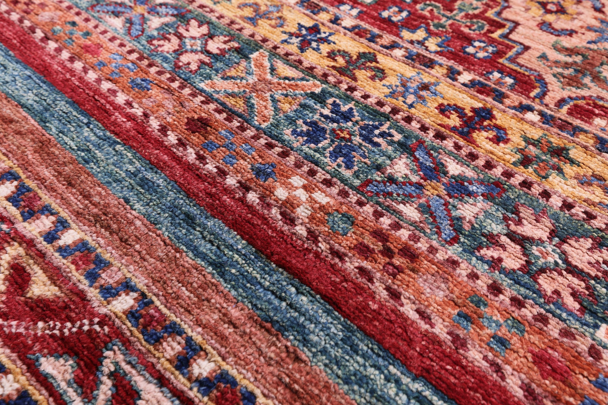 Khorjin Persian Gabbeh Hand Knotted Wool Rug - 8' 2" X 11' 6" - Golden Nile