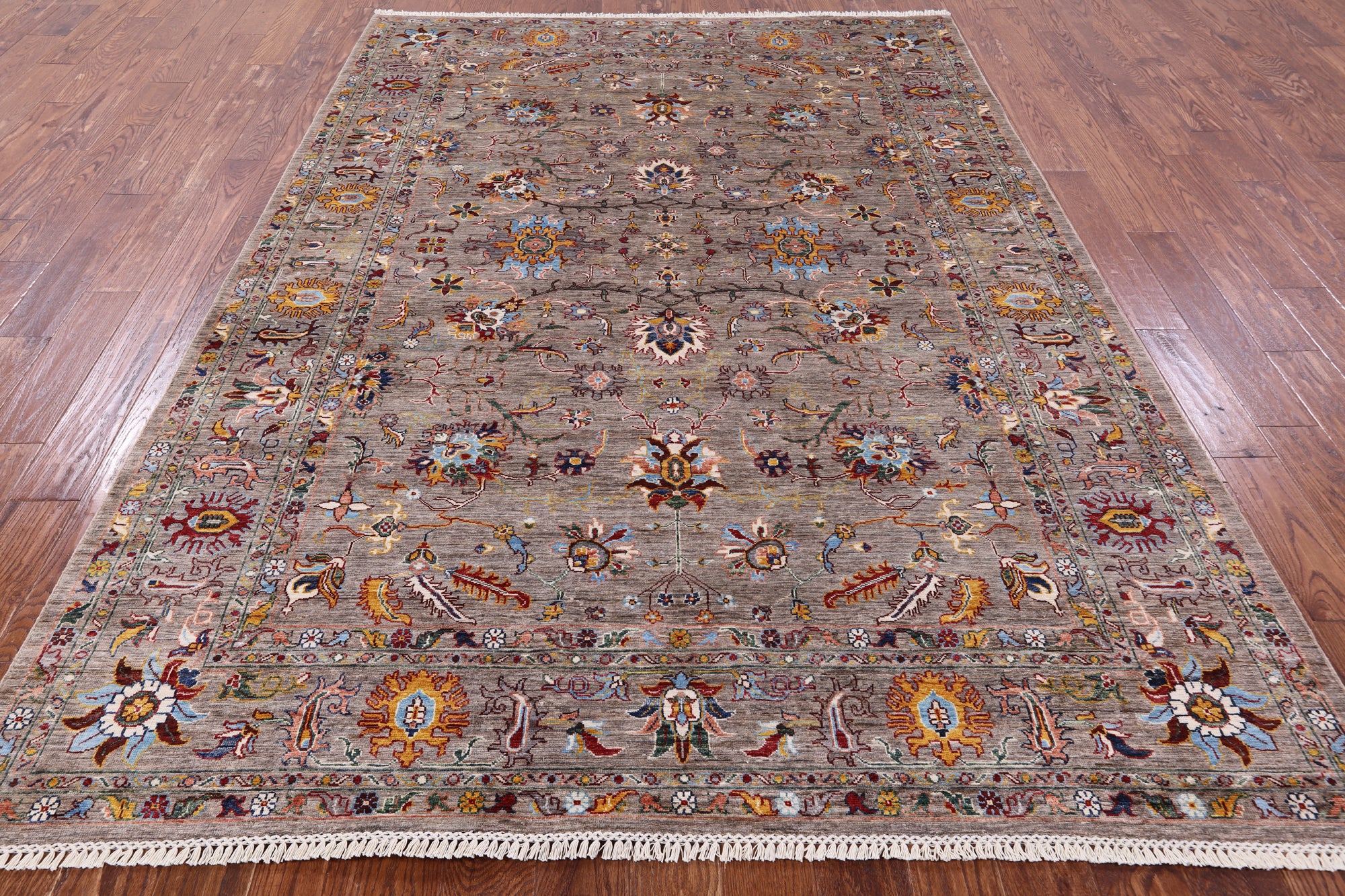 Peshawar Hand Knotted Wool Rug - 6' 11" X 9' 11" - Golden Nile