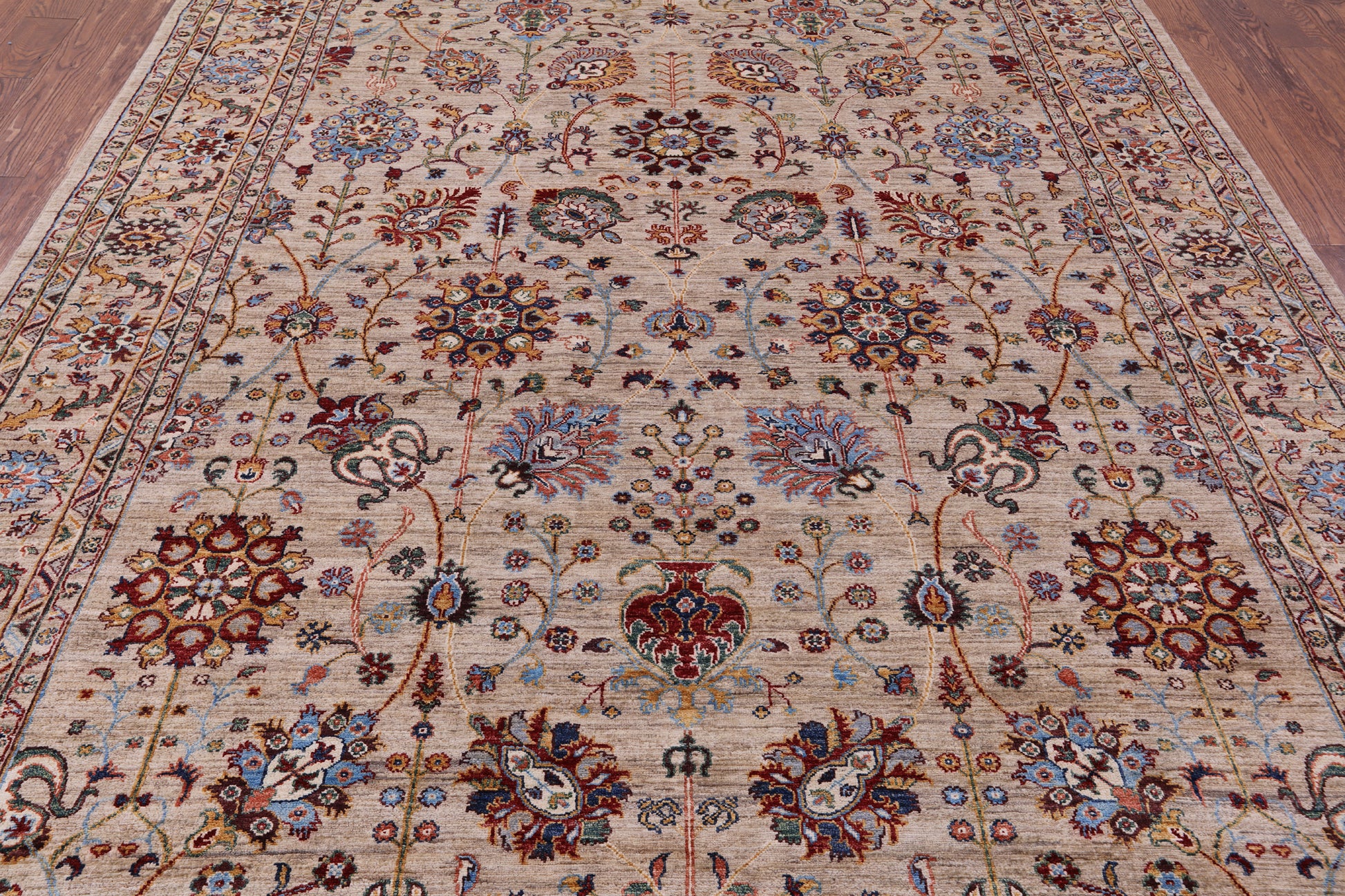 Peshawar Hand Knotted Wool Rug - 8' 3" X 11' 4" - Golden Nile
