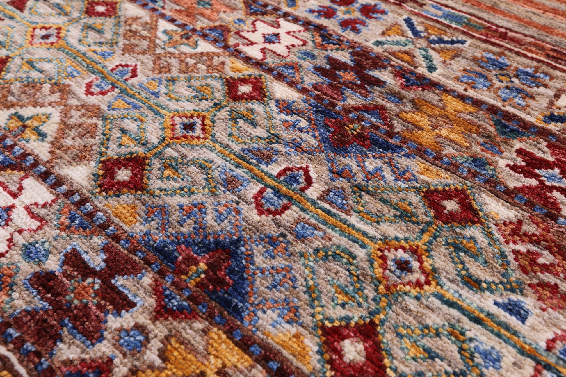 Khorjin Persian Gabbeh Handmade Wool Rug - 4' 11" X 6' 9" - Golden Nile