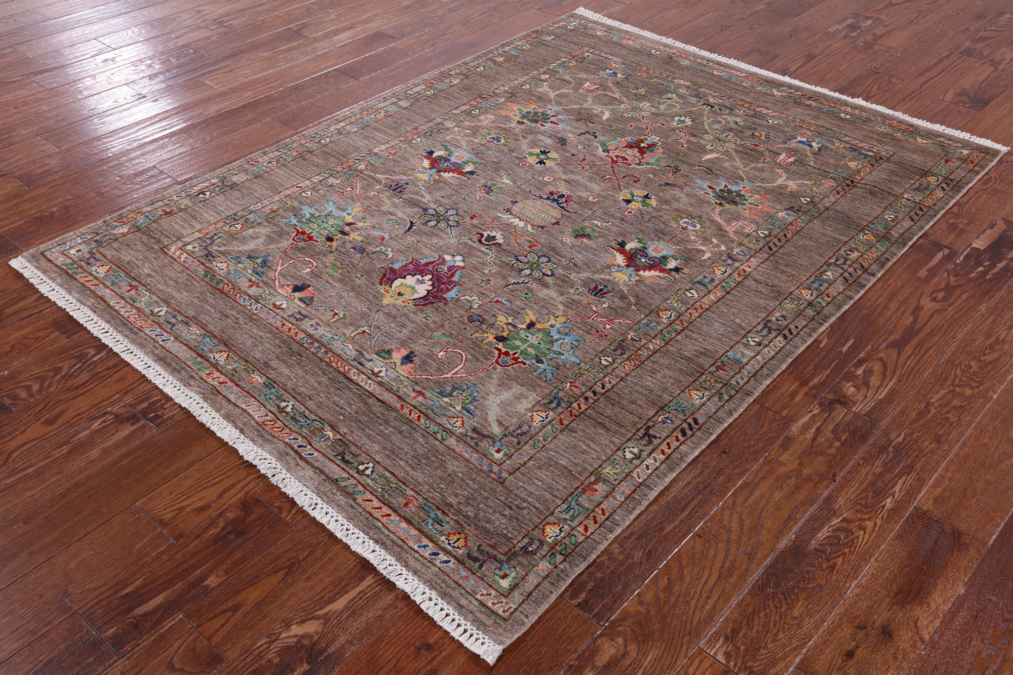 Peshawar Hand Knotted Wool Rug - 5' 1" X 6' 9" - Golden Nile
