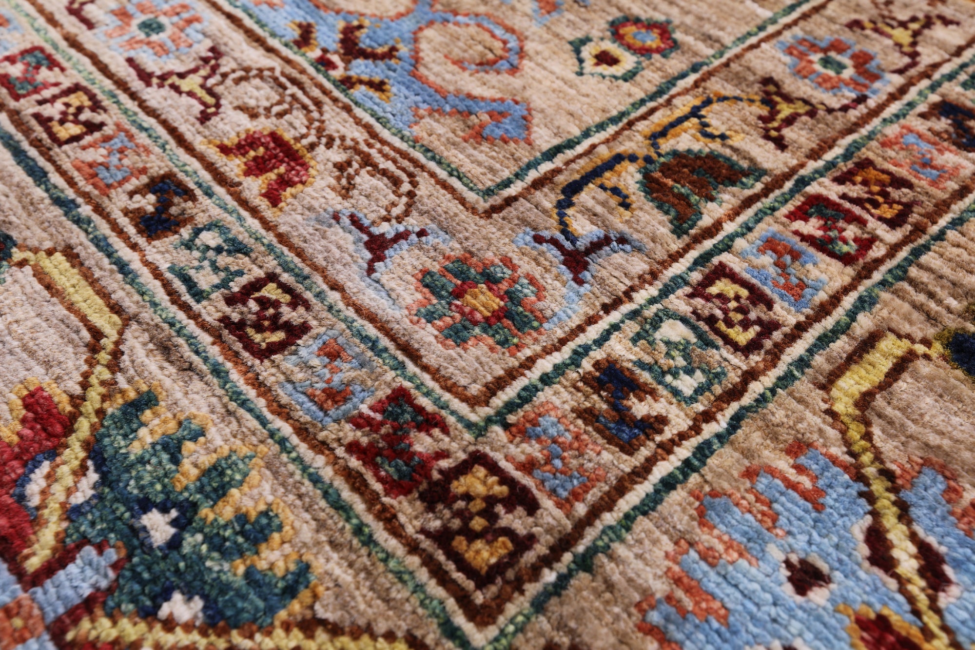 Turkmen Ersari Hand Knotted Wool Rug - 6' 11" X 9' 10" - Golden Nile