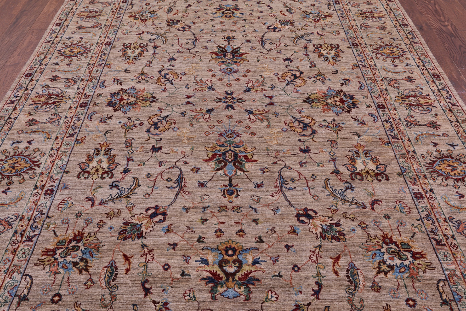 Peshawar Hand Knotted Wool Rug - 6' 11" X 9' 9" - Golden Nile