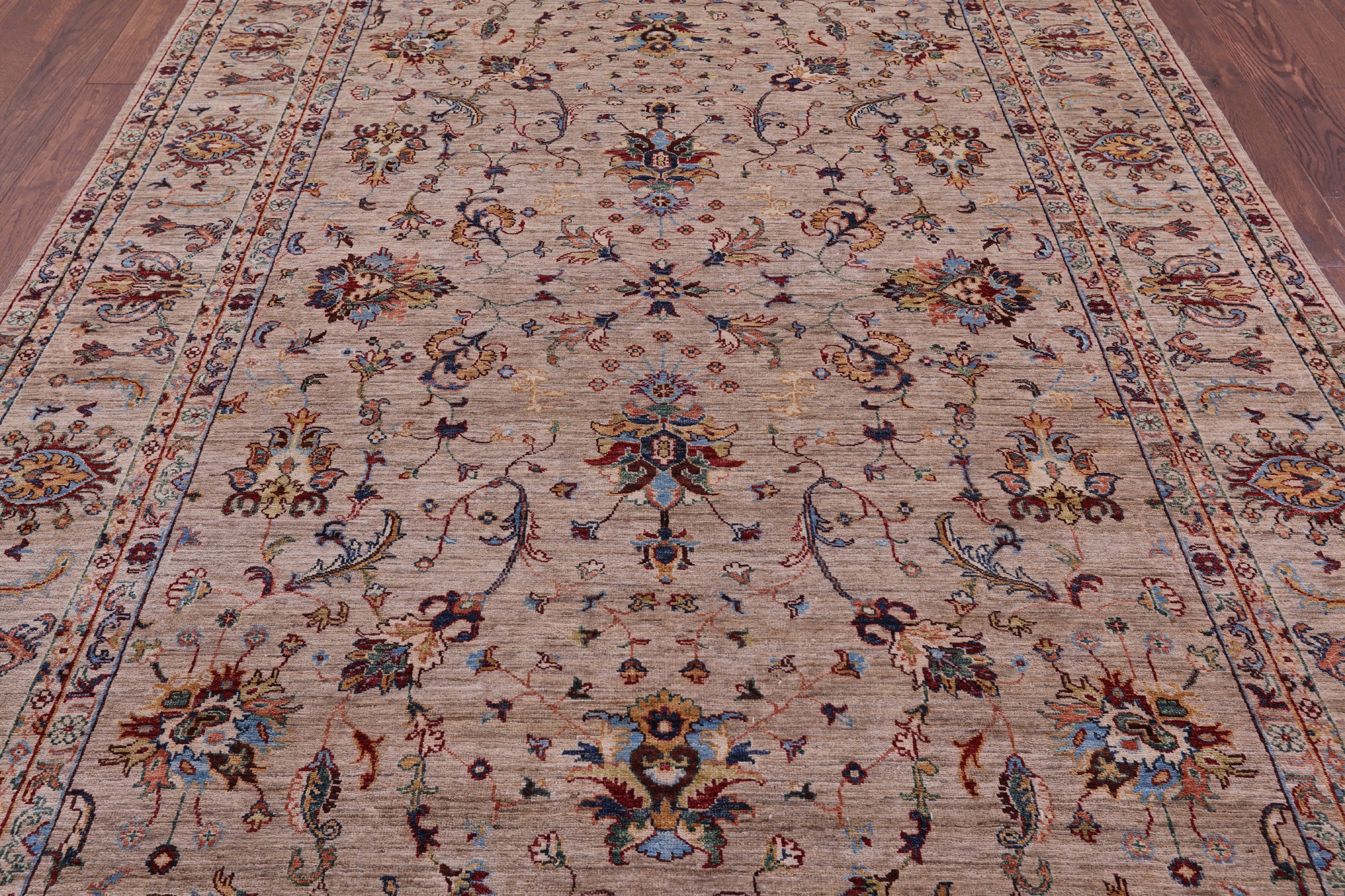 Peshawar Hand Knotted Wool Rug - 6' 11" X 9' 9" - Golden Nile