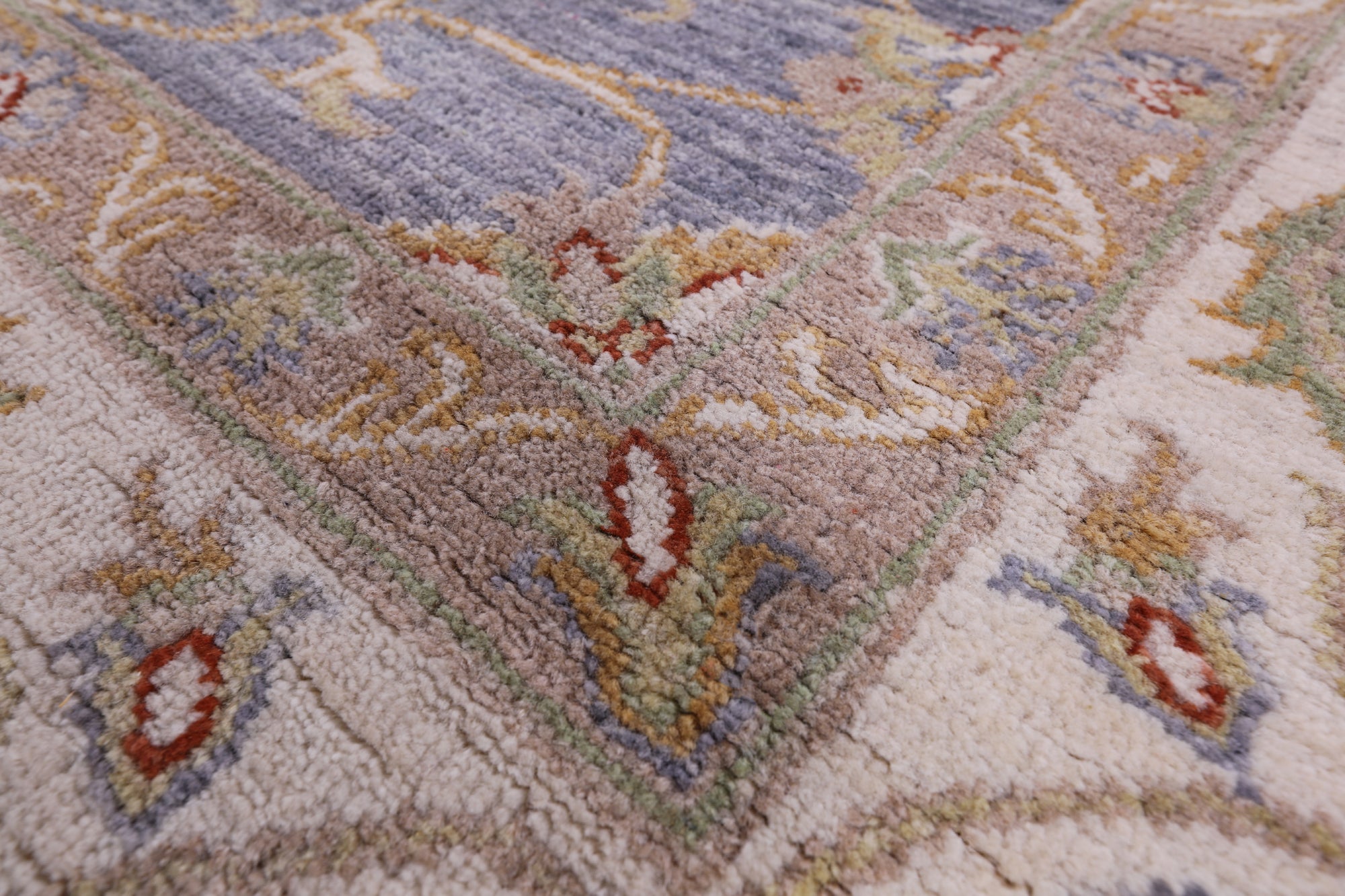 Peshawar Hand Knotted Wool Rug - 8' 0" X 9' 11" - Golden Nile