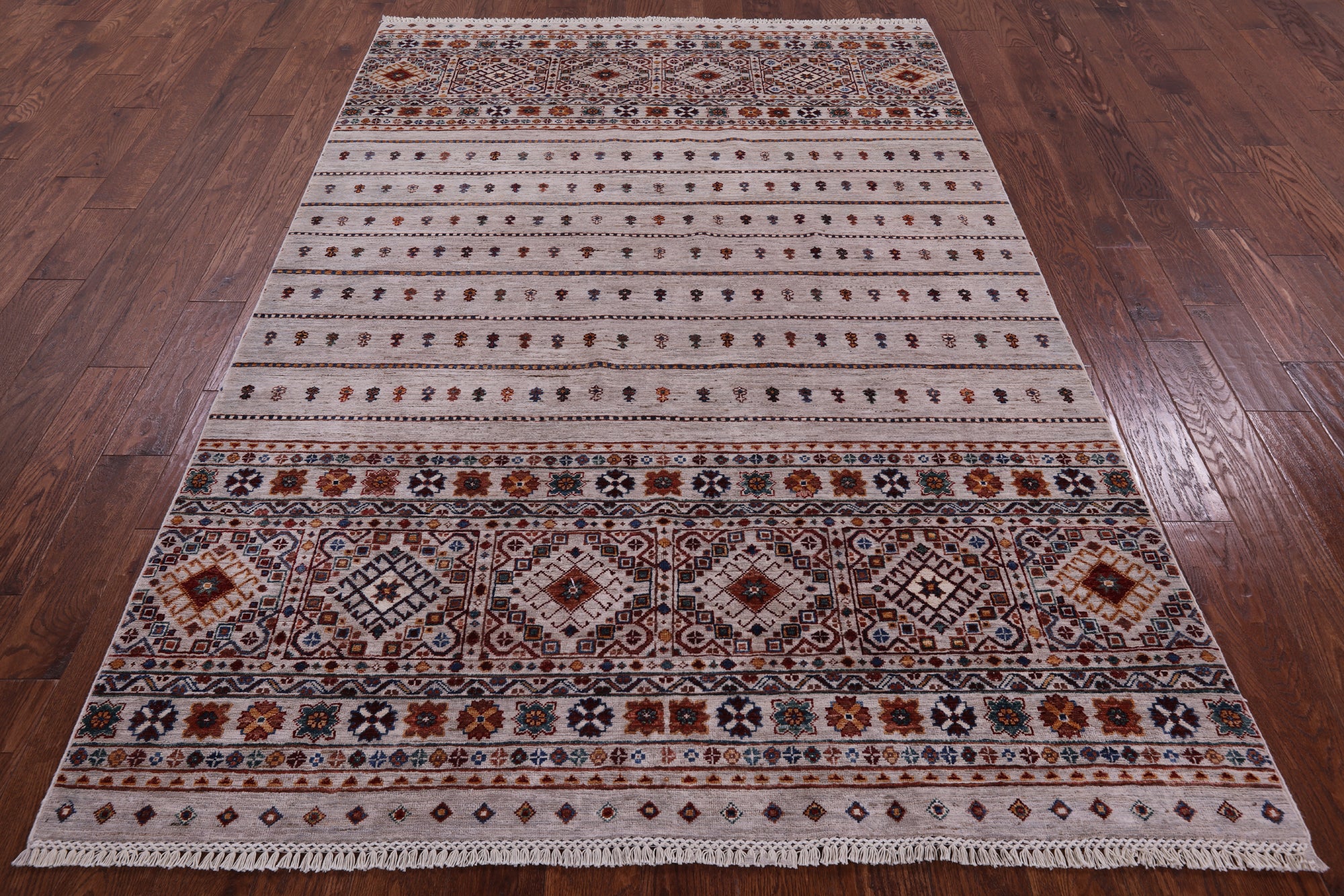 Ivory Khorjin Persian Gabbeh Hand Knotted Wool Rug - 5' 9" X 8' 6" - Golden Nile