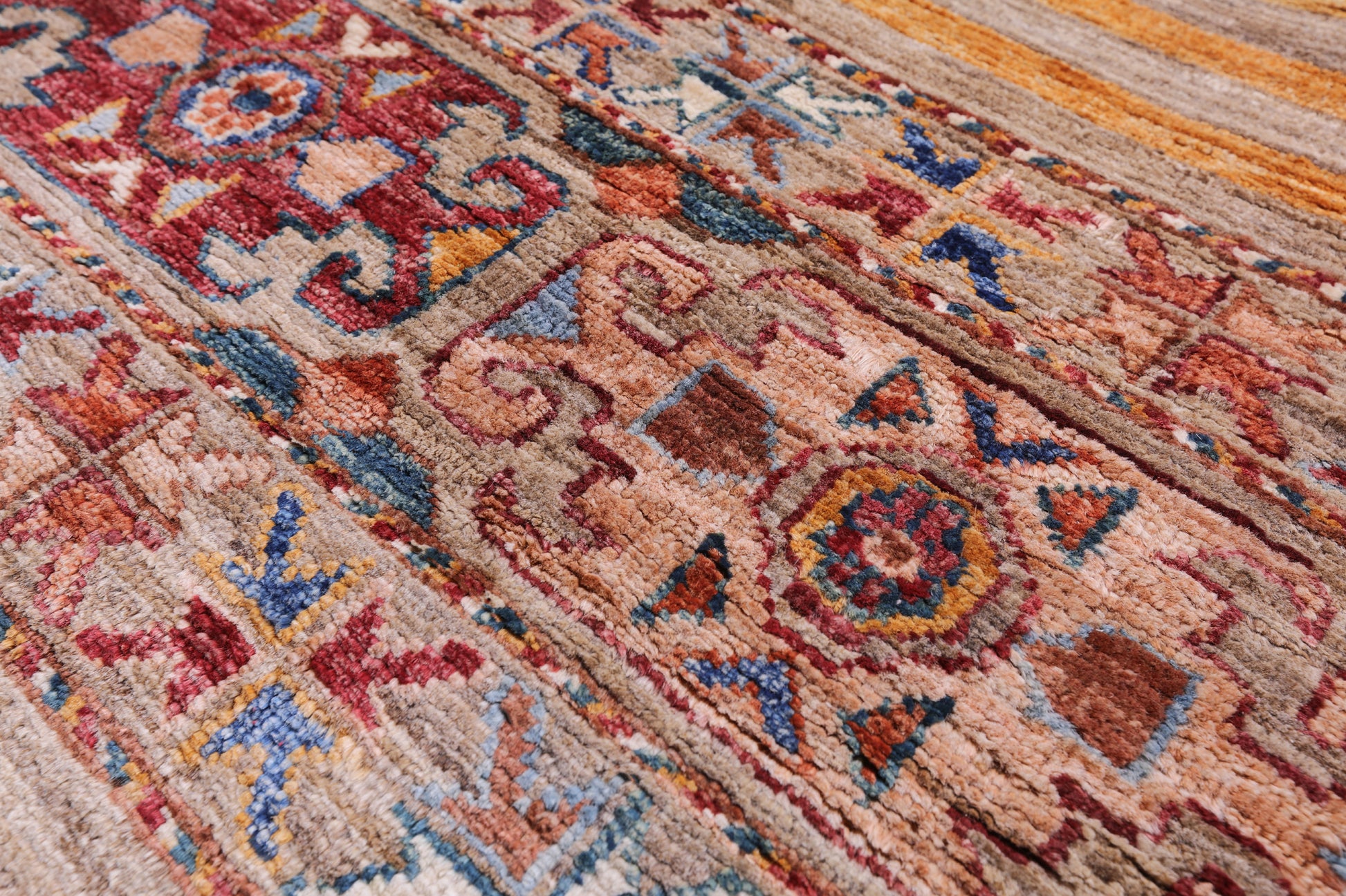 Khorjin Persian Gabbeh Hand Knotted Wool Rug - 2' 8" X 4' 0" - Golden Nile