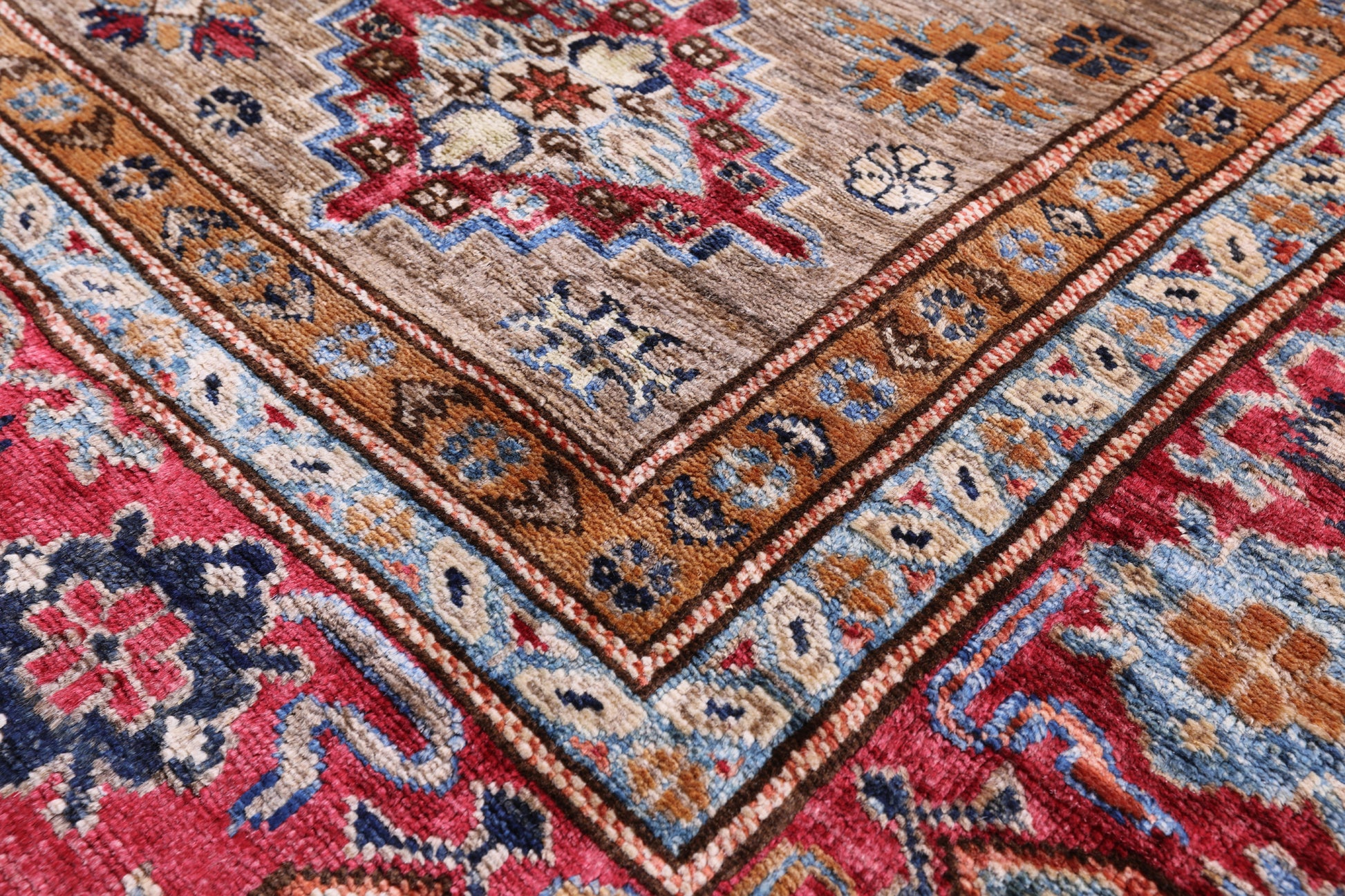 Super Kazak Hand Knotted Wool Rug - 5' 7" X 7' 10" - Golden Nile