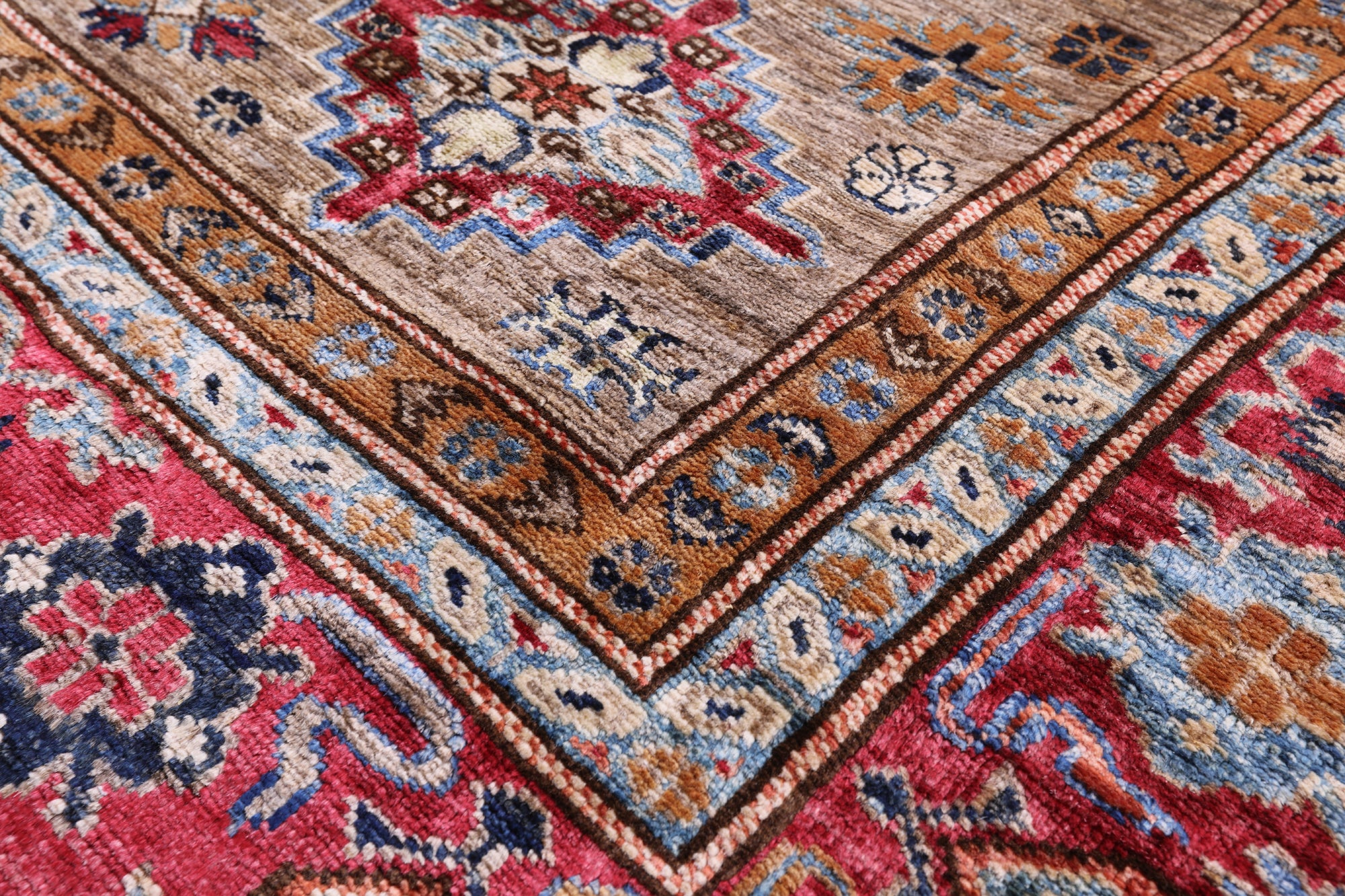 Super Kazak Hand Knotted Wool Rug - 5' 7" X 7' 10" - Golden Nile
