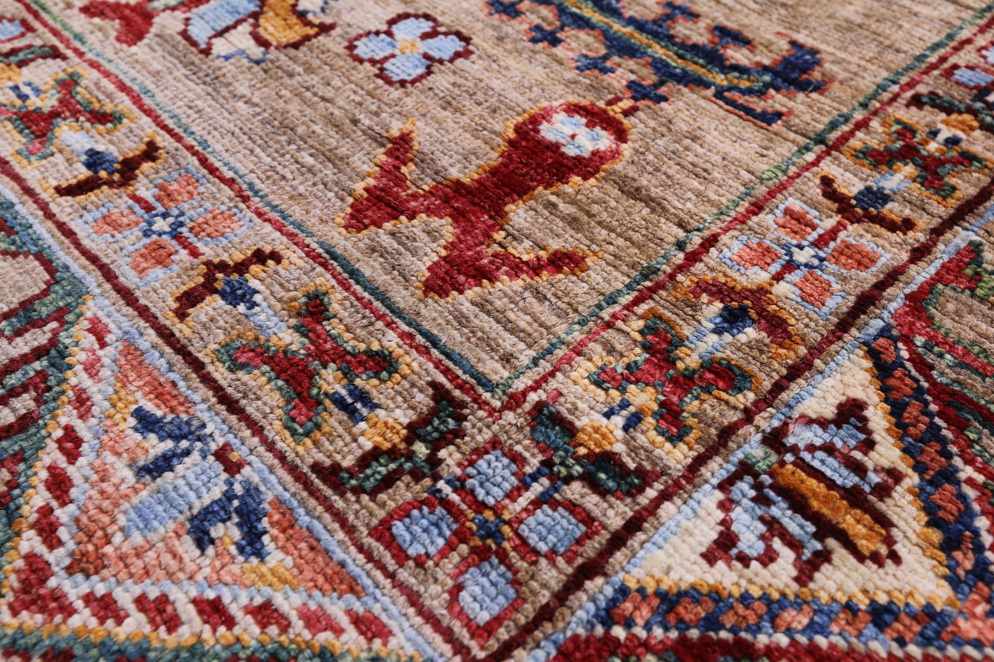 Peshawar Hand Knotted Wool Rug - 6' 10" X 9' 7" - Golden Nile