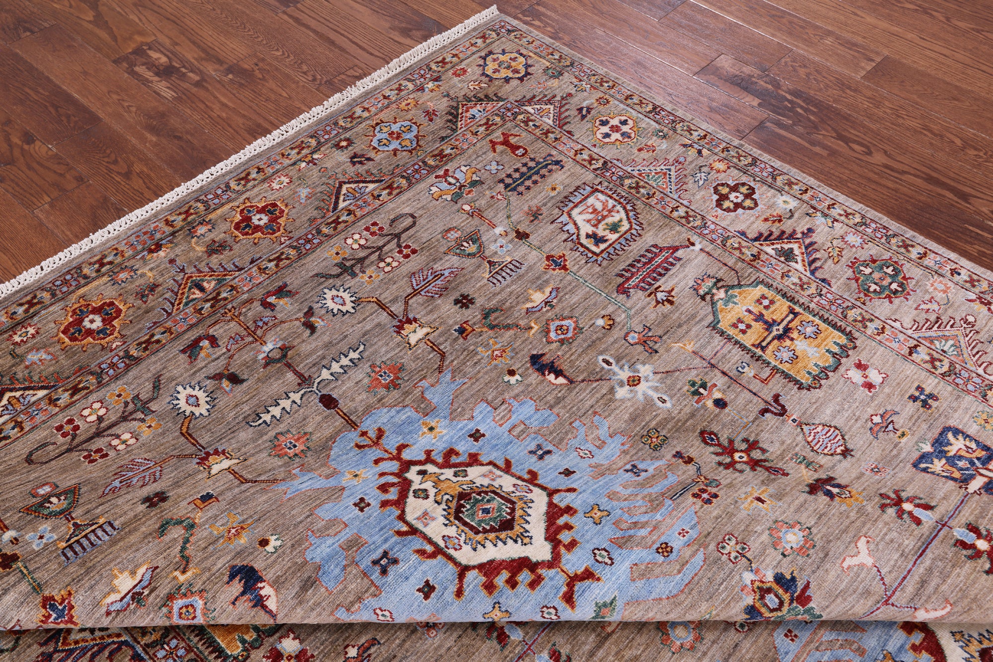 Peshawar Hand Knotted Wool Rug - 6' 10" X 9' 7" - Golden Nile
