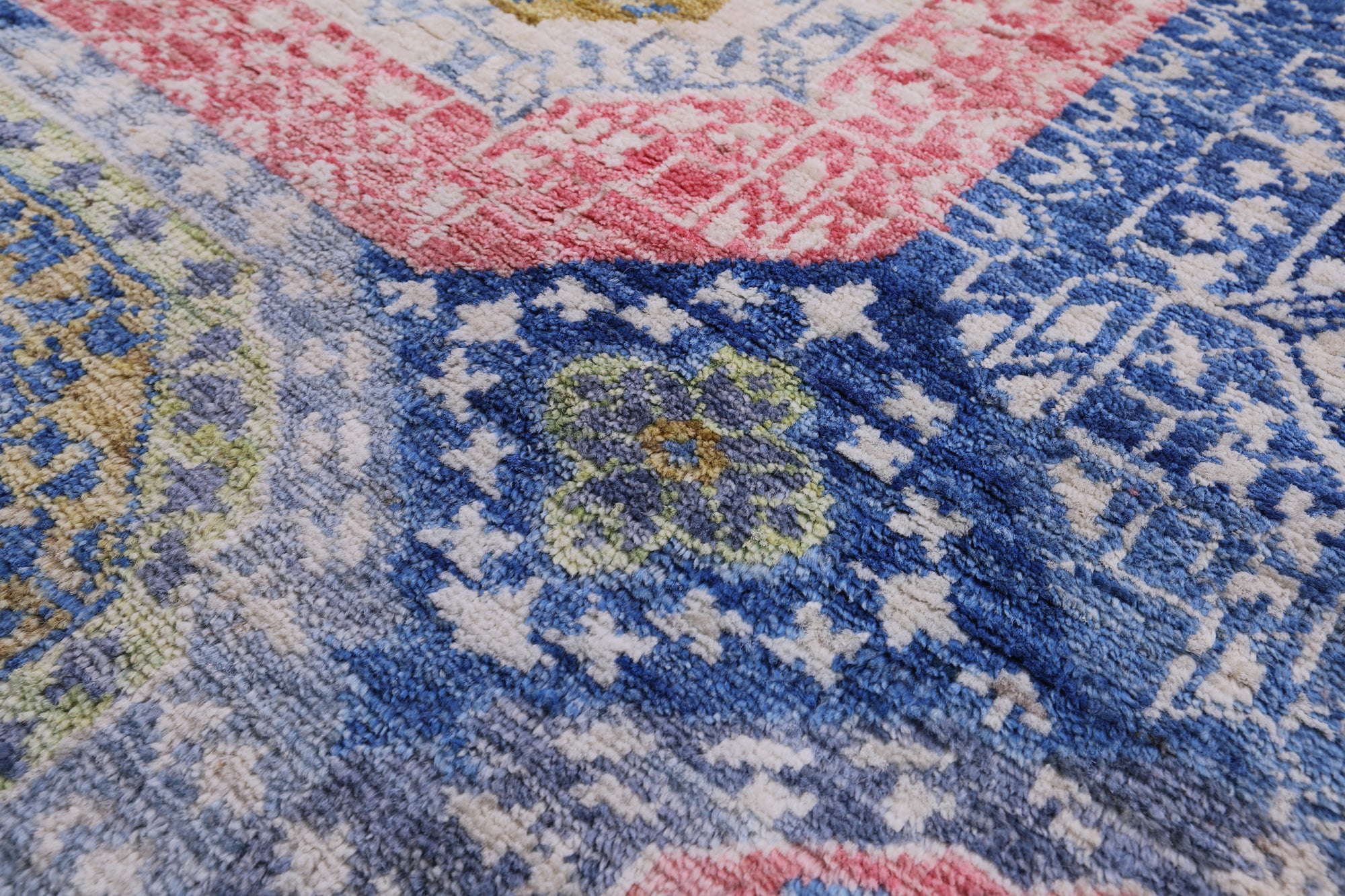 Geometric Persian Mamluk Hand Knotted Wool Rug - 5' 7" X 7' 9" - Golden Nile
