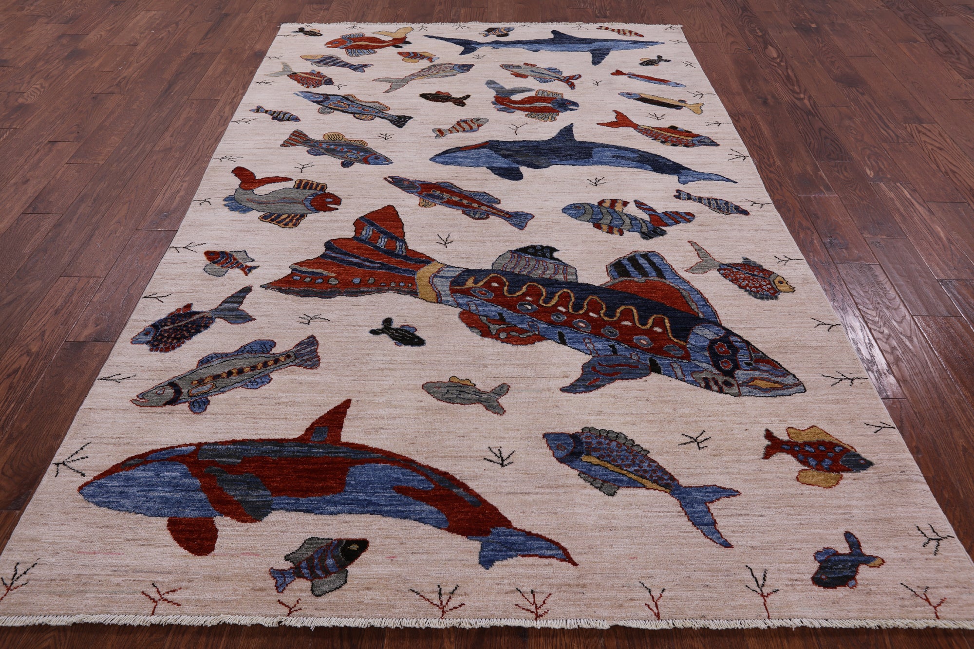 Ivory Fish Design Persian Gabbeh Hand Knotted Wool Rug - 6' 0" X 8' 10" - Golden Nile