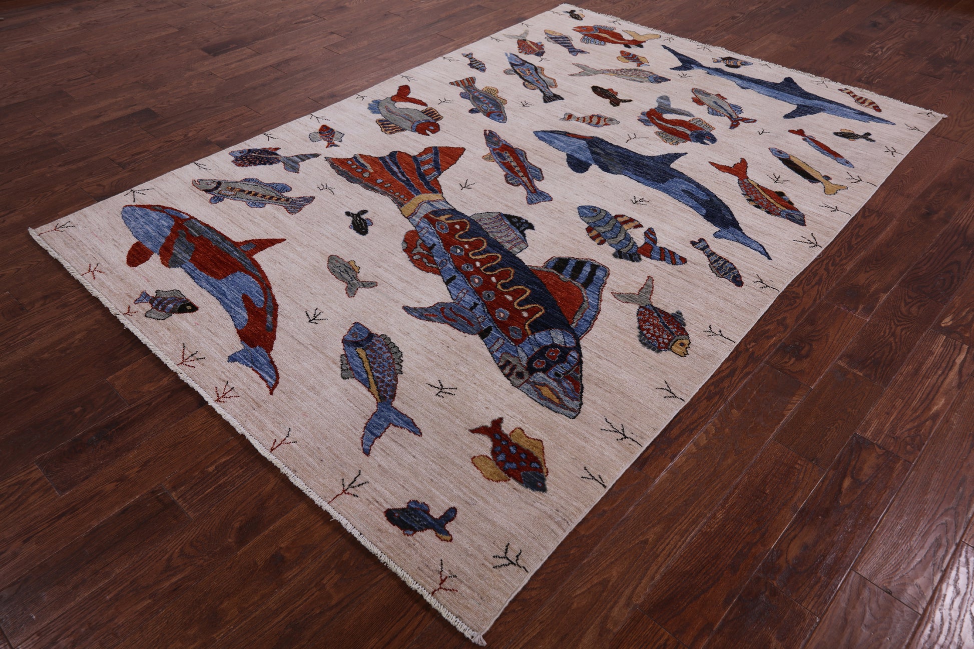 Ivory Fish Design Persian Gabbeh Hand Knotted Wool Rug - 6' 0" X 8' 10" - Golden Nile