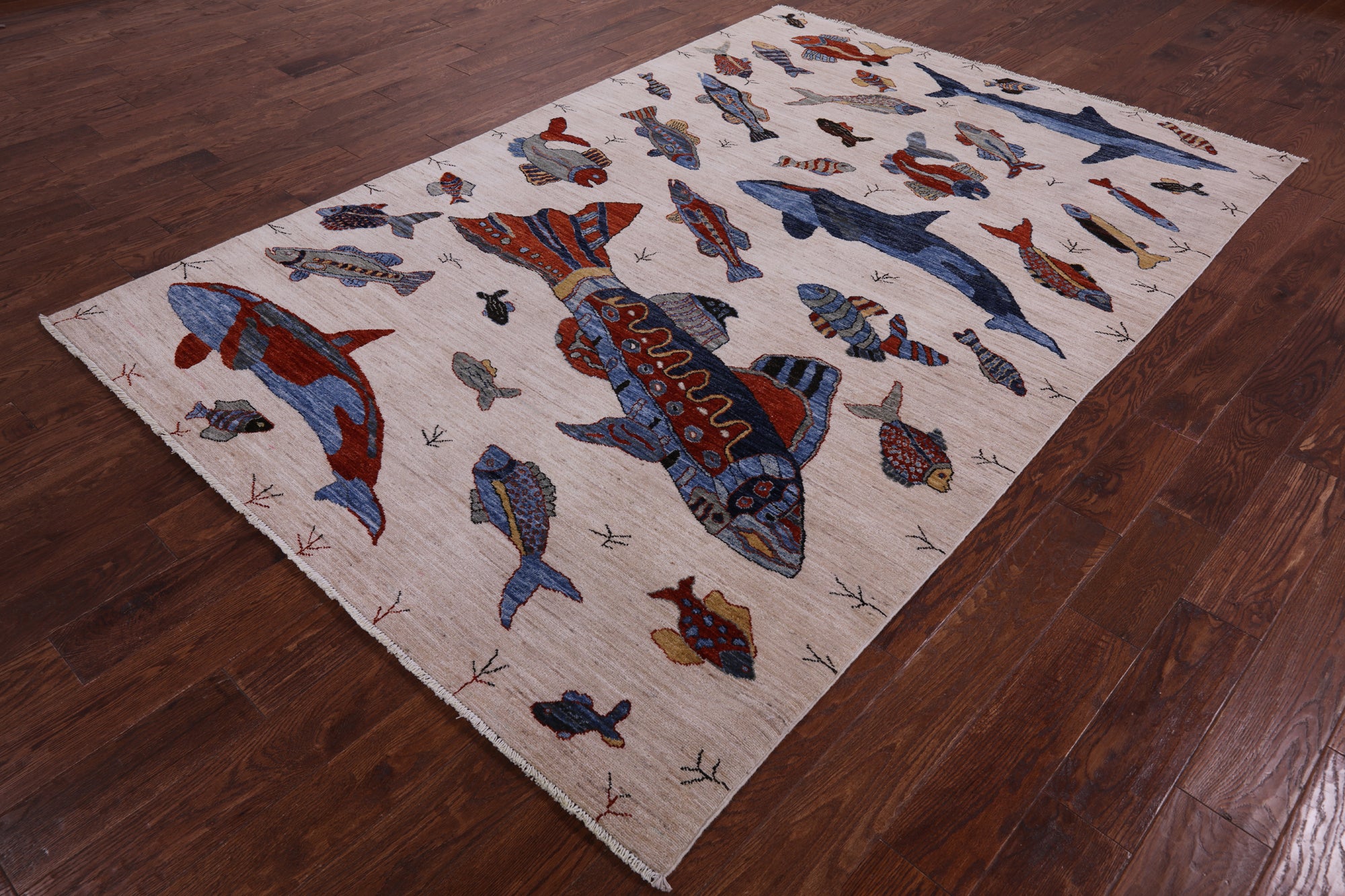 Ivory Fish Design Persian Gabbeh Hand Knotted Wool Rug - 6' 0" X 8' 10" - Golden Nile