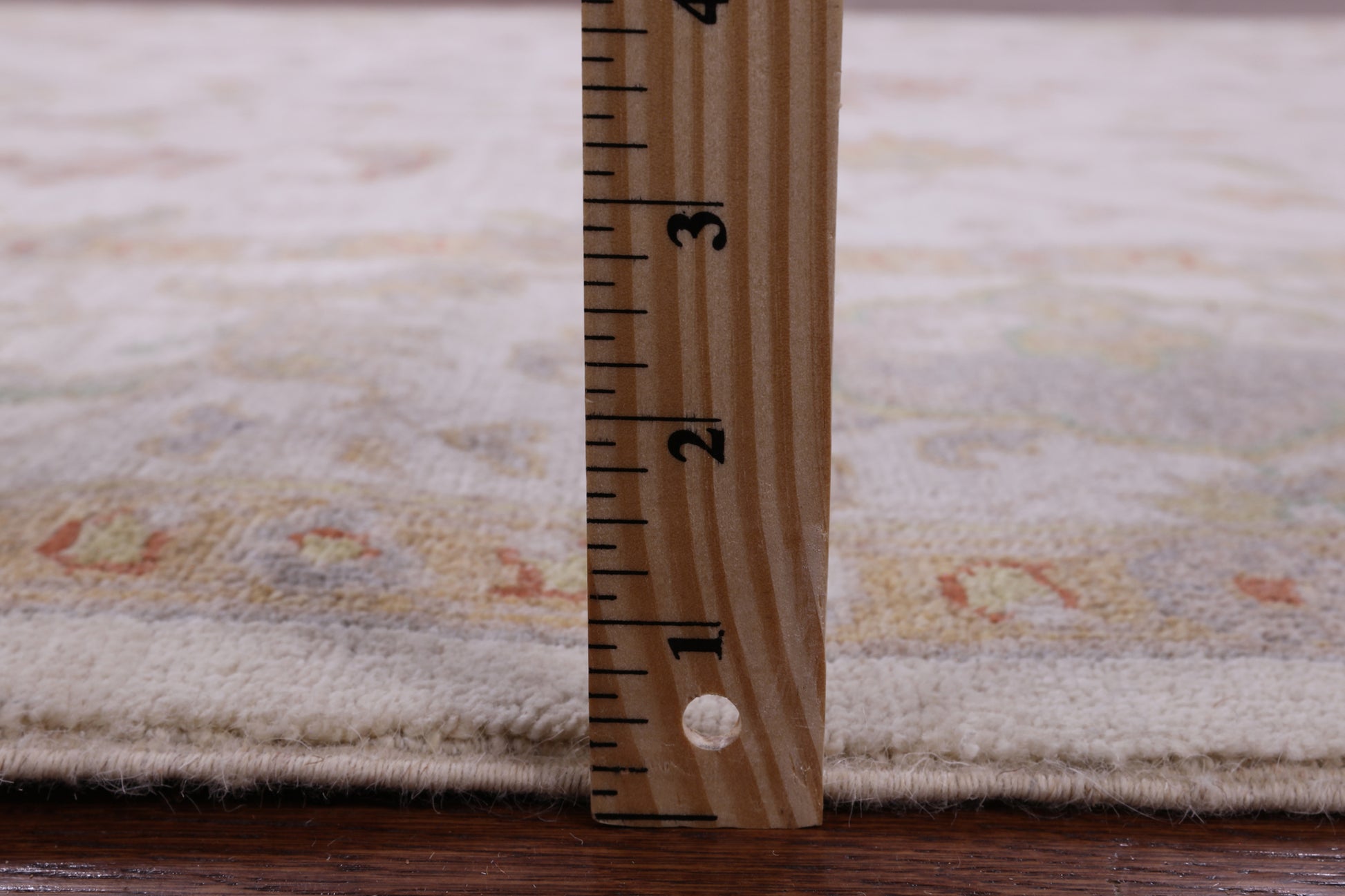 Ivory Peshawar Handmade Wool Rug - 6' 4" X 9' 8" - Golden Nile