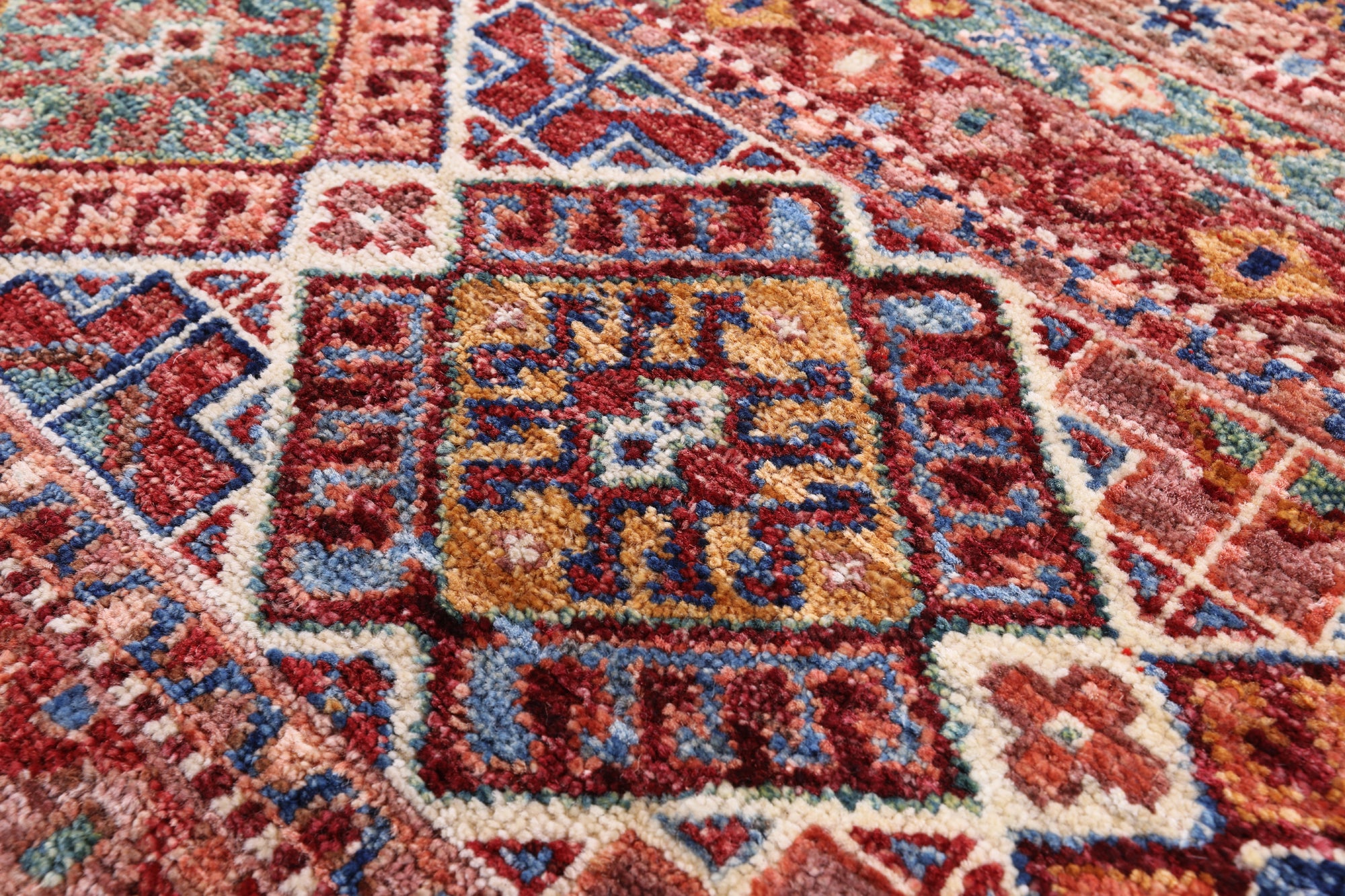 Ivory Khorjin Persian Gabbeh Hand Knotted Wool Rug - 5' 8" X 7' 8" - Golden Nile